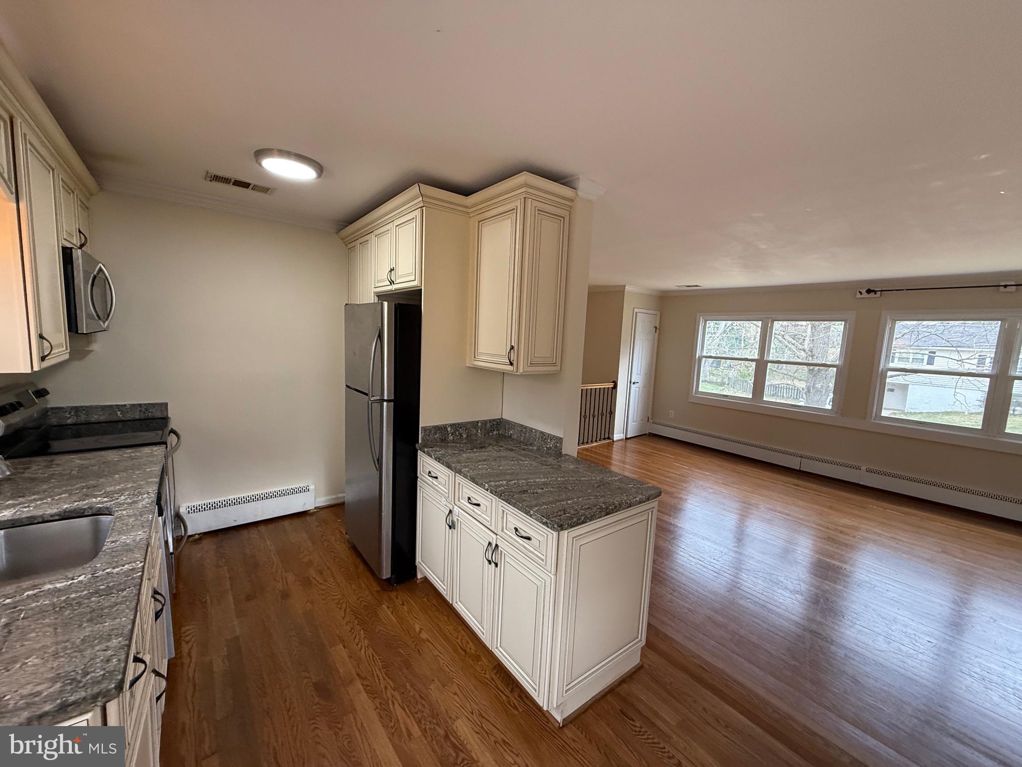 13312 MAPLE LEAF LANE