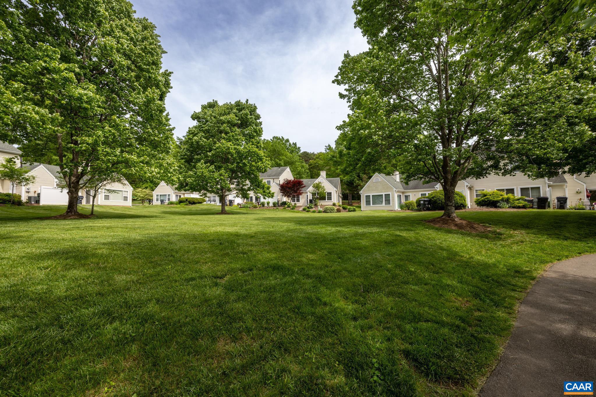 FOREST LAKES - Residential