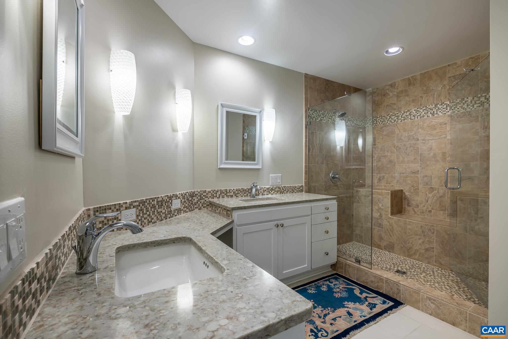 FOREST LAKES - Residential