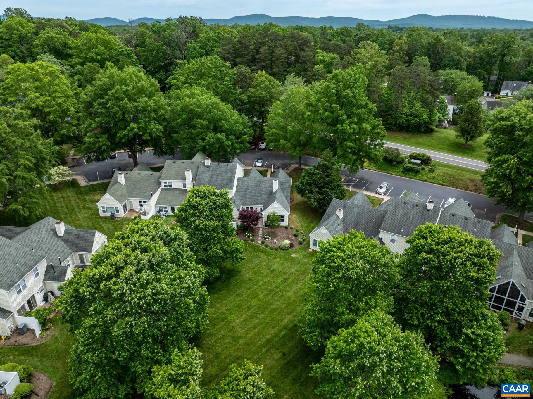 FOREST LAKES - Residential