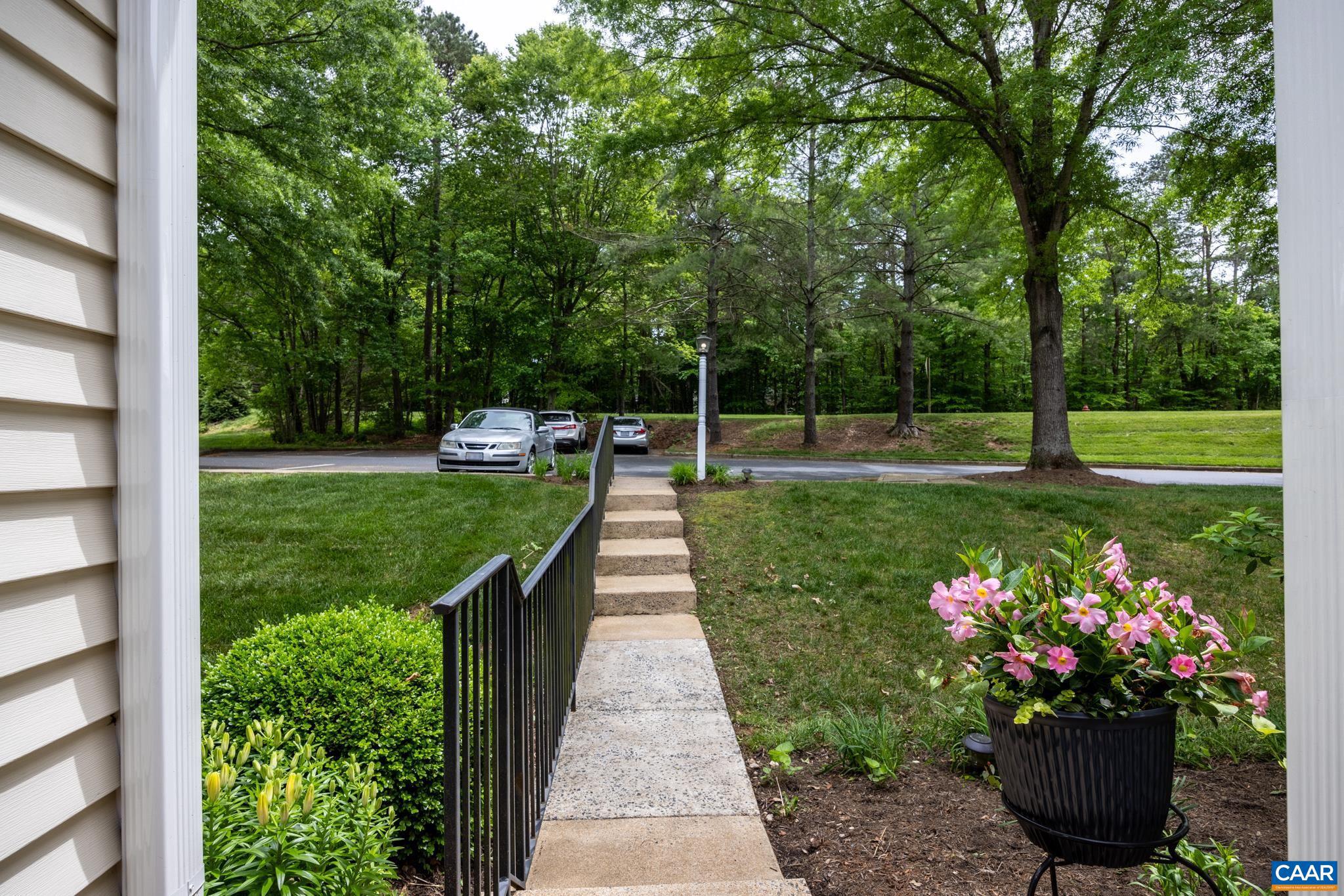 FOREST LAKES - Residential