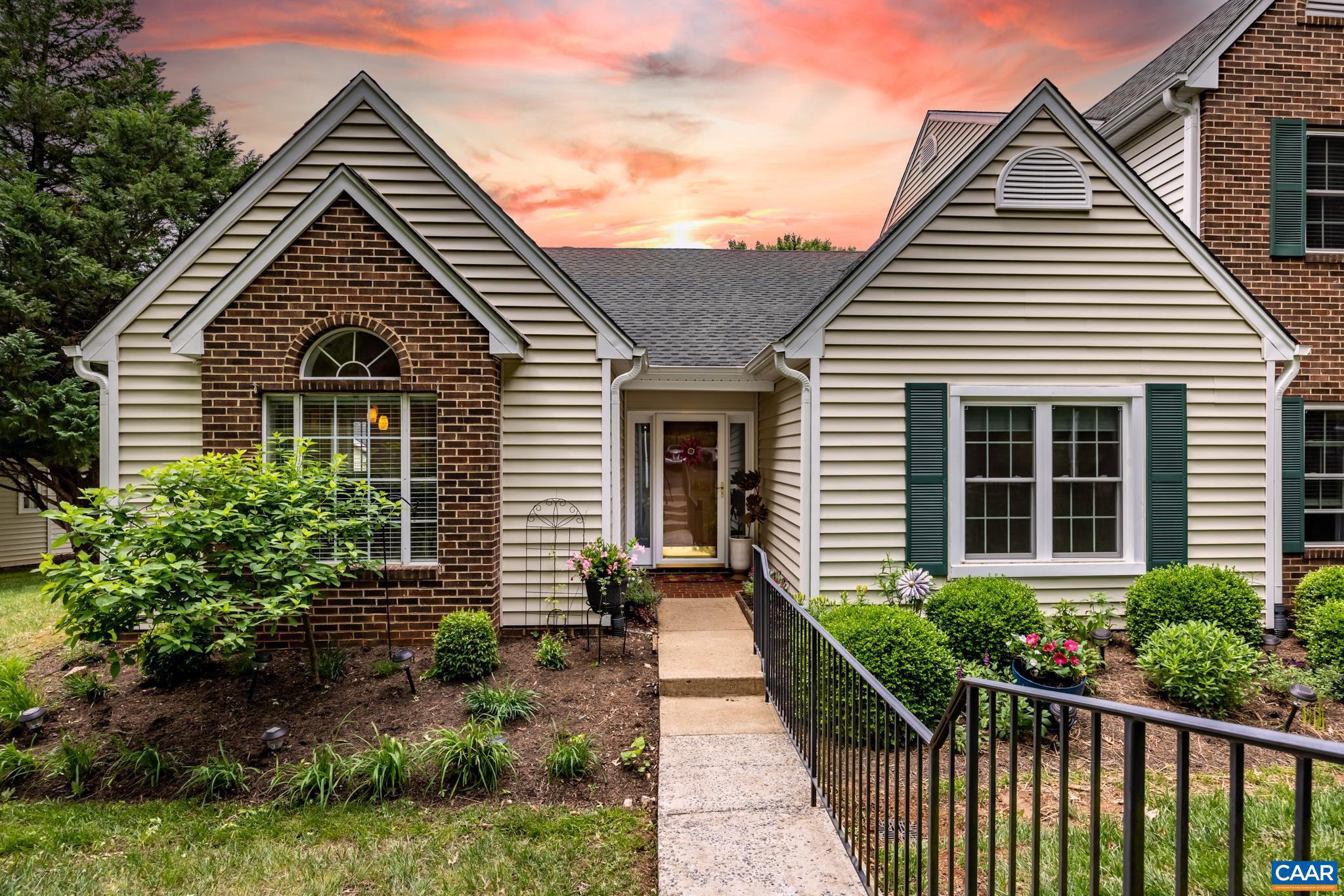 FOREST LAKES - Residential