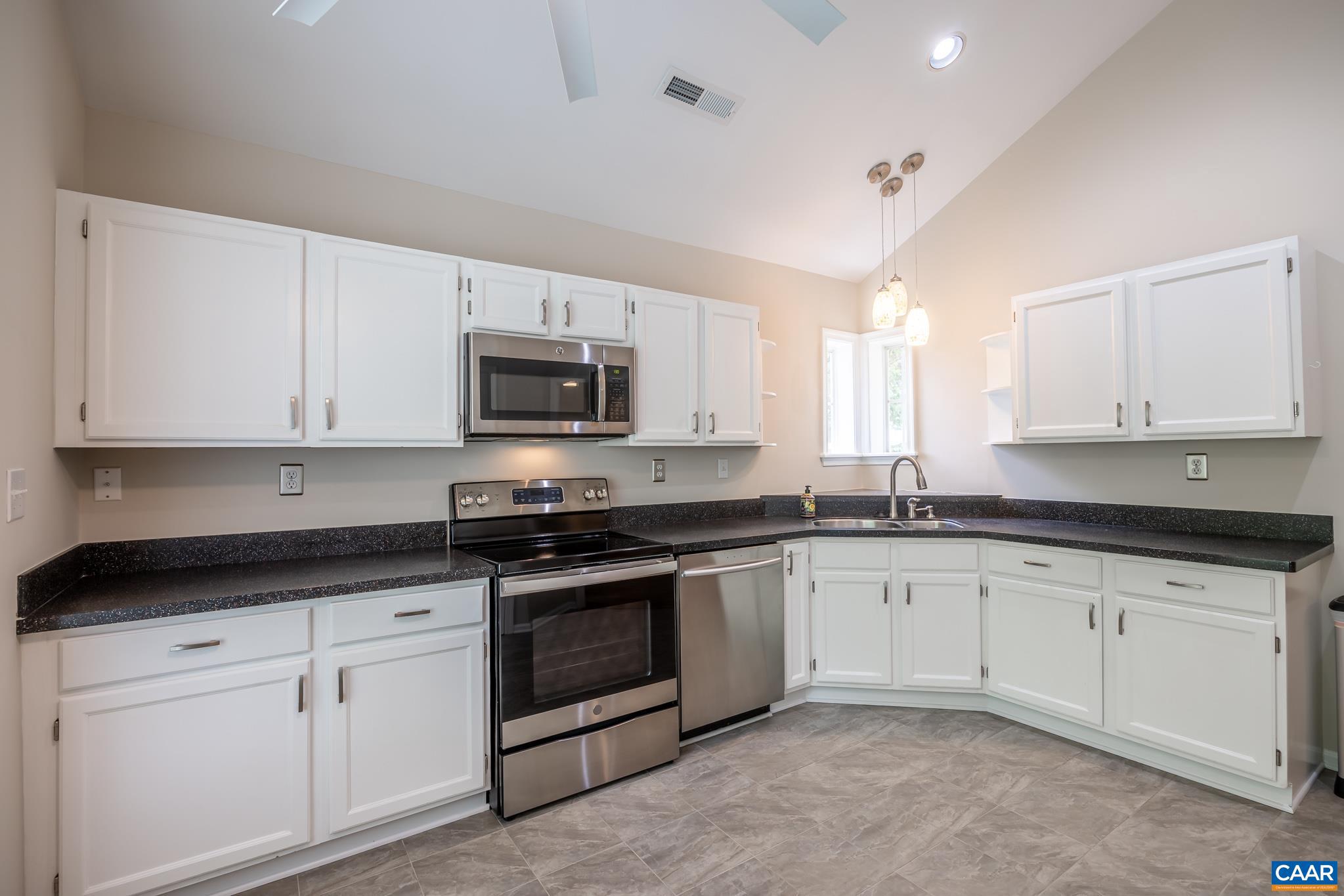 FOREST LAKES - Residential