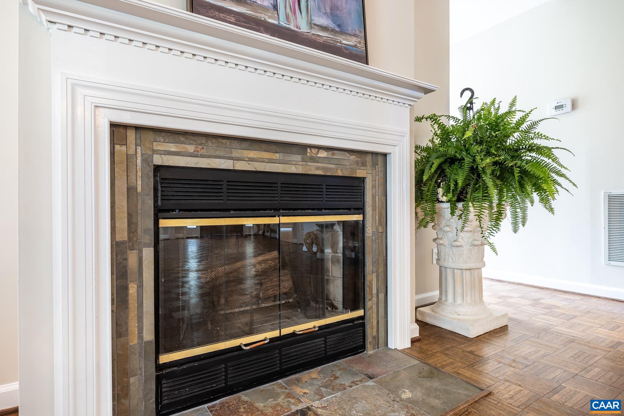 FOREST LAKES - Residential