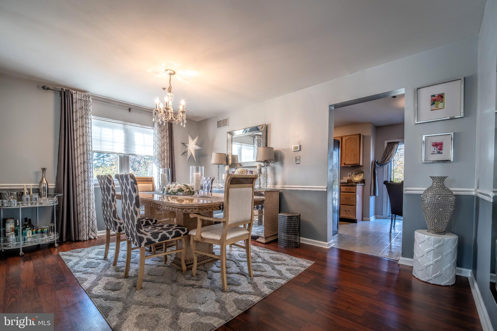 NORTH HILLS - Residential