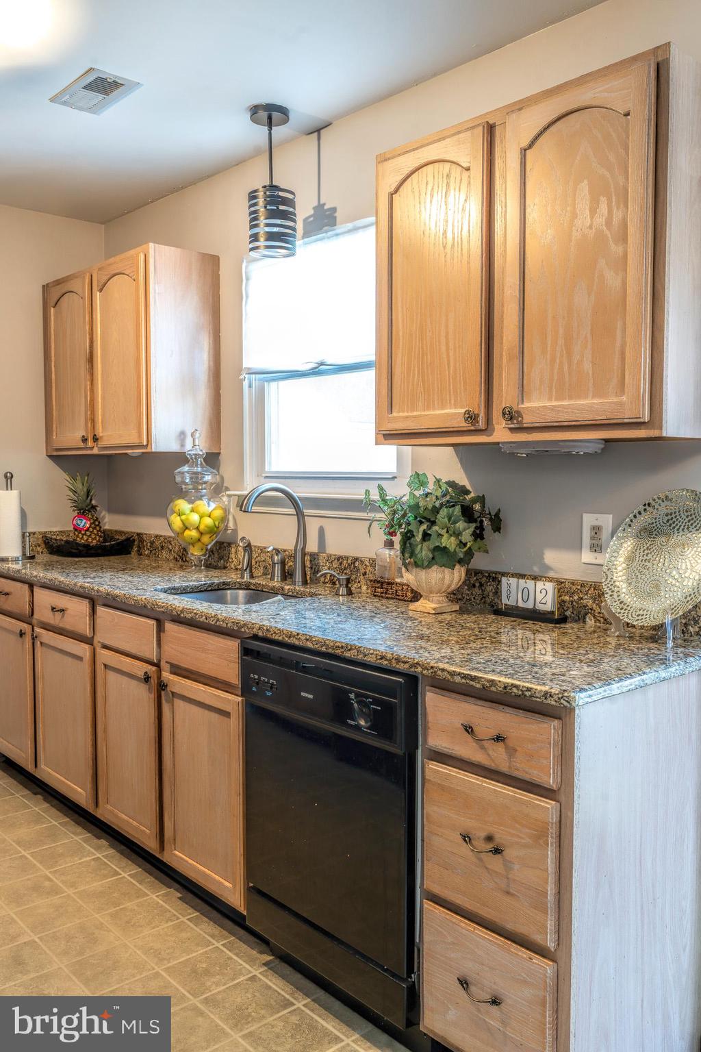 NORTH HILLS - Residential