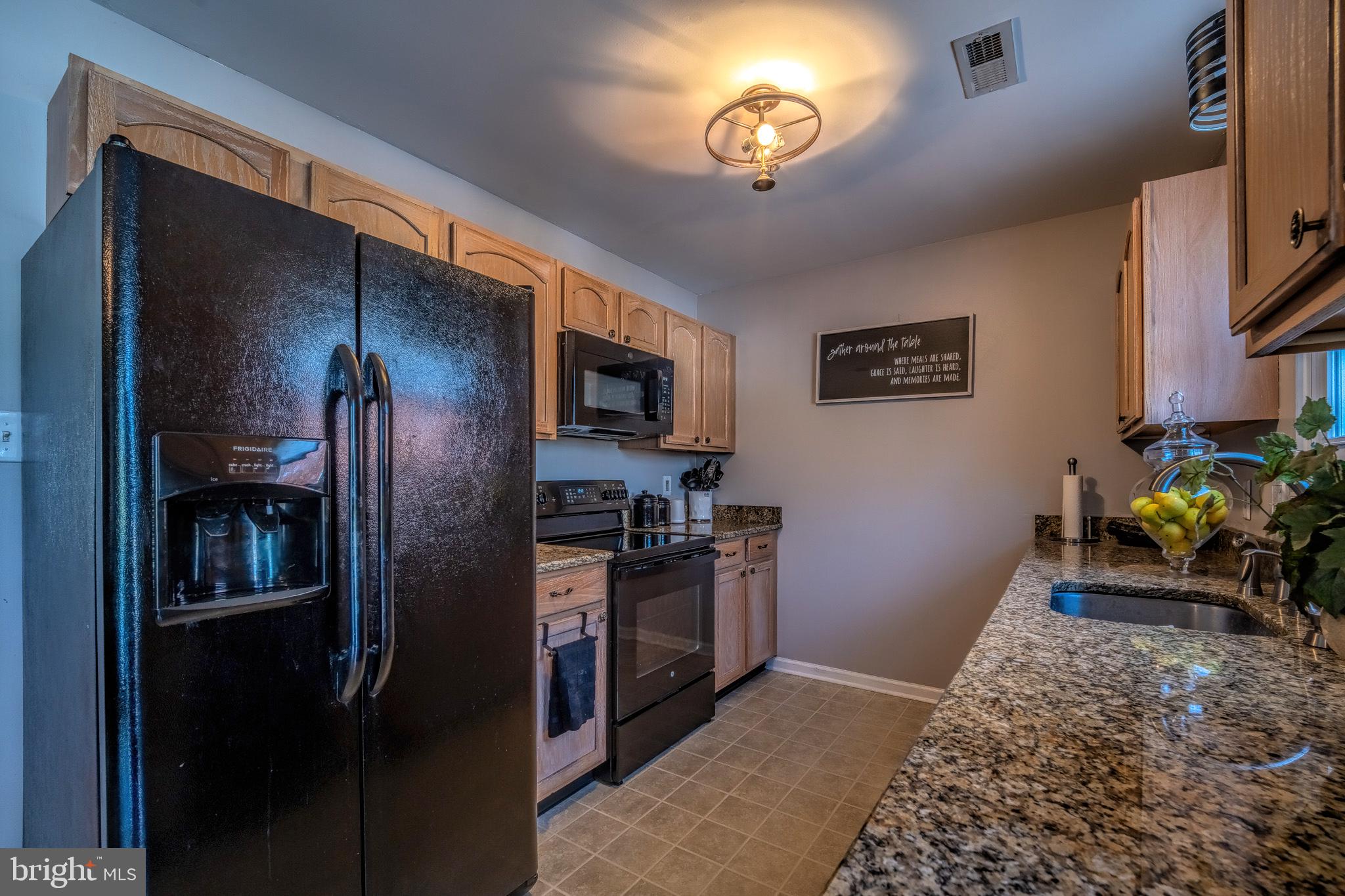 NORTH HILLS - Residential