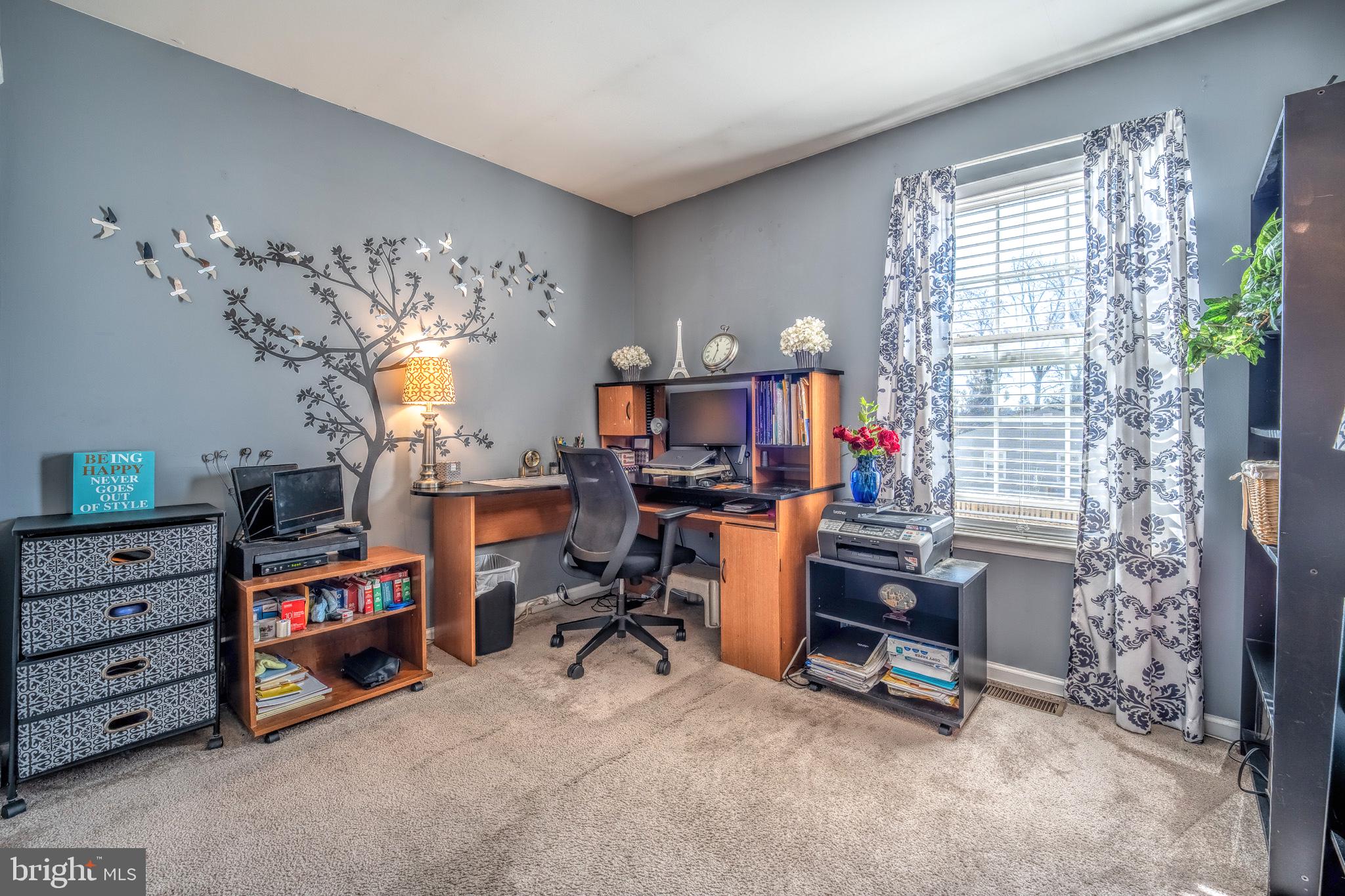 NORTH HILLS - Residential