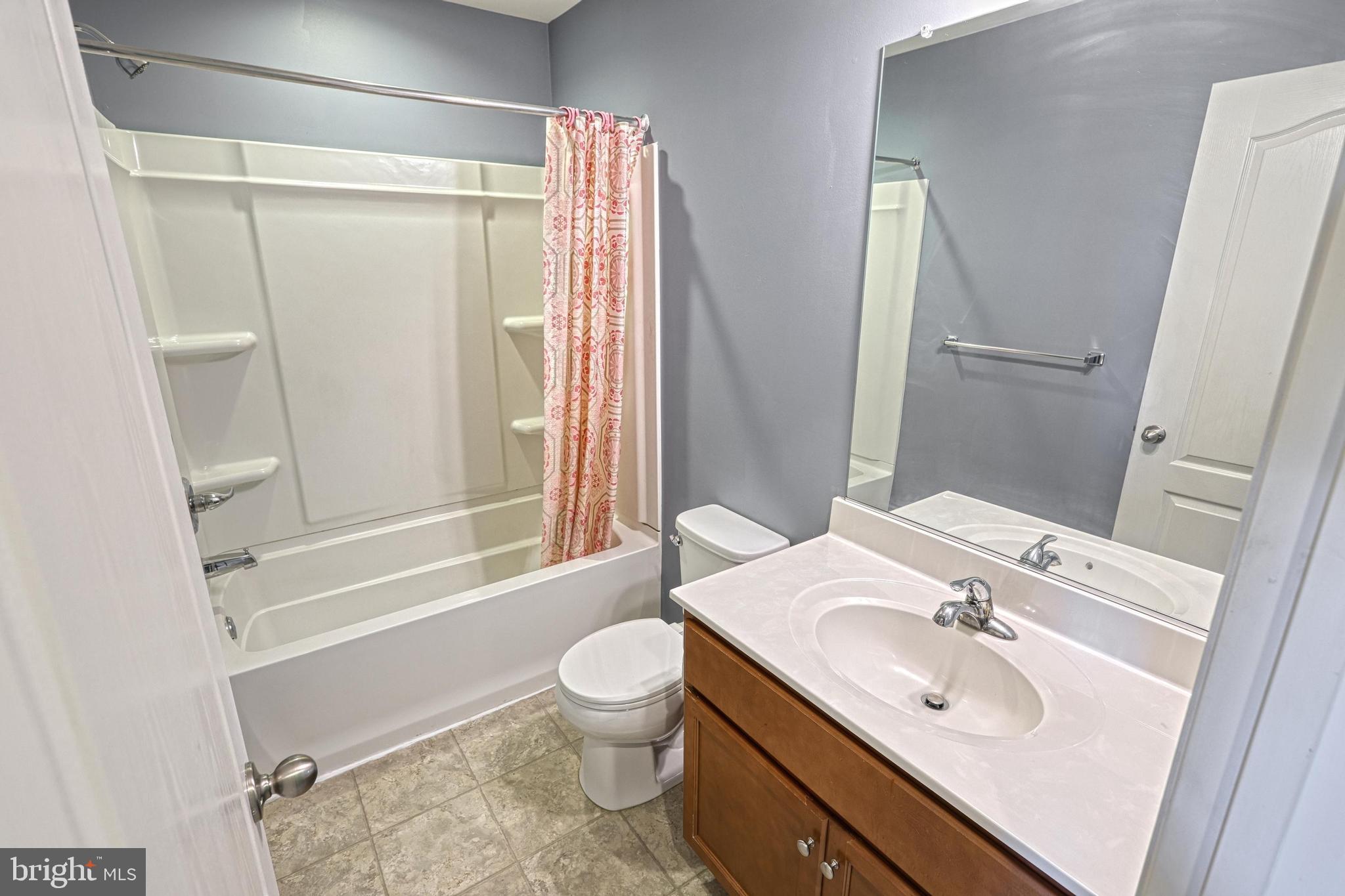 MOUNTAIN SHADOWS - Residential