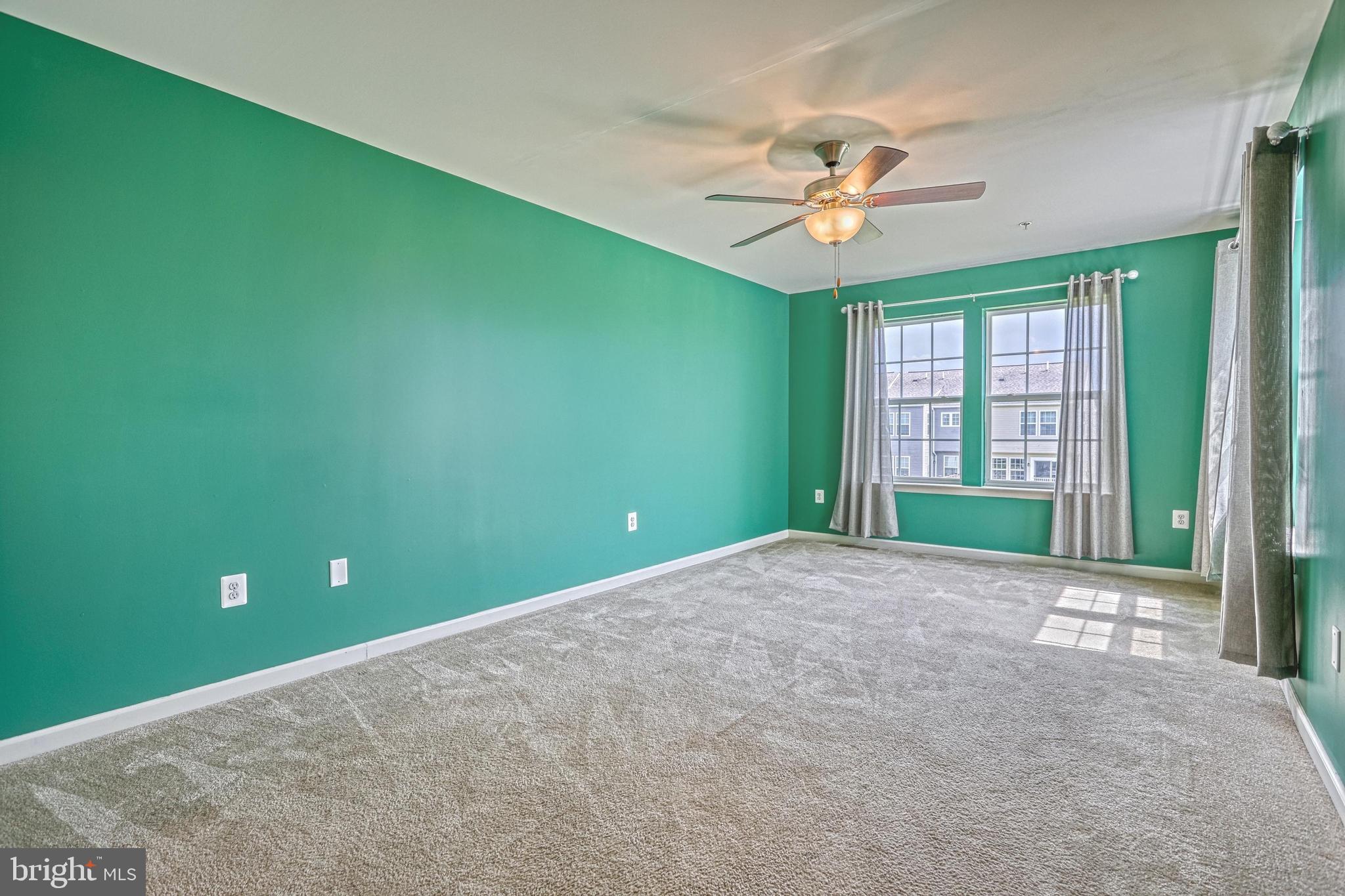 MOUNTAIN SHADOWS - Residential