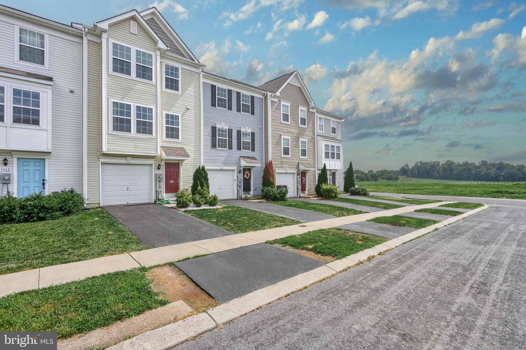 MOUNTAIN SHADOWS - Residential