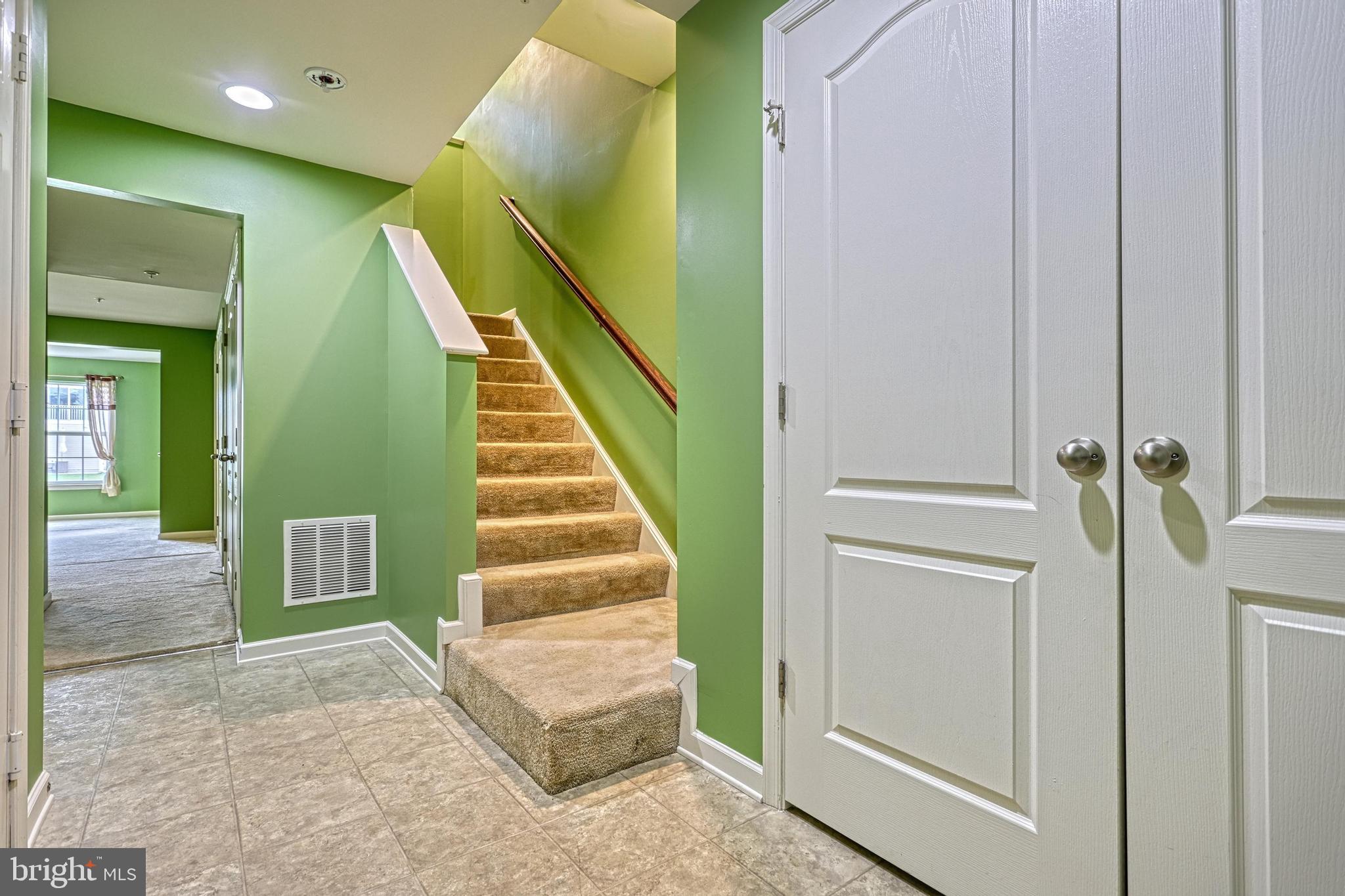 MOUNTAIN SHADOWS - Residential