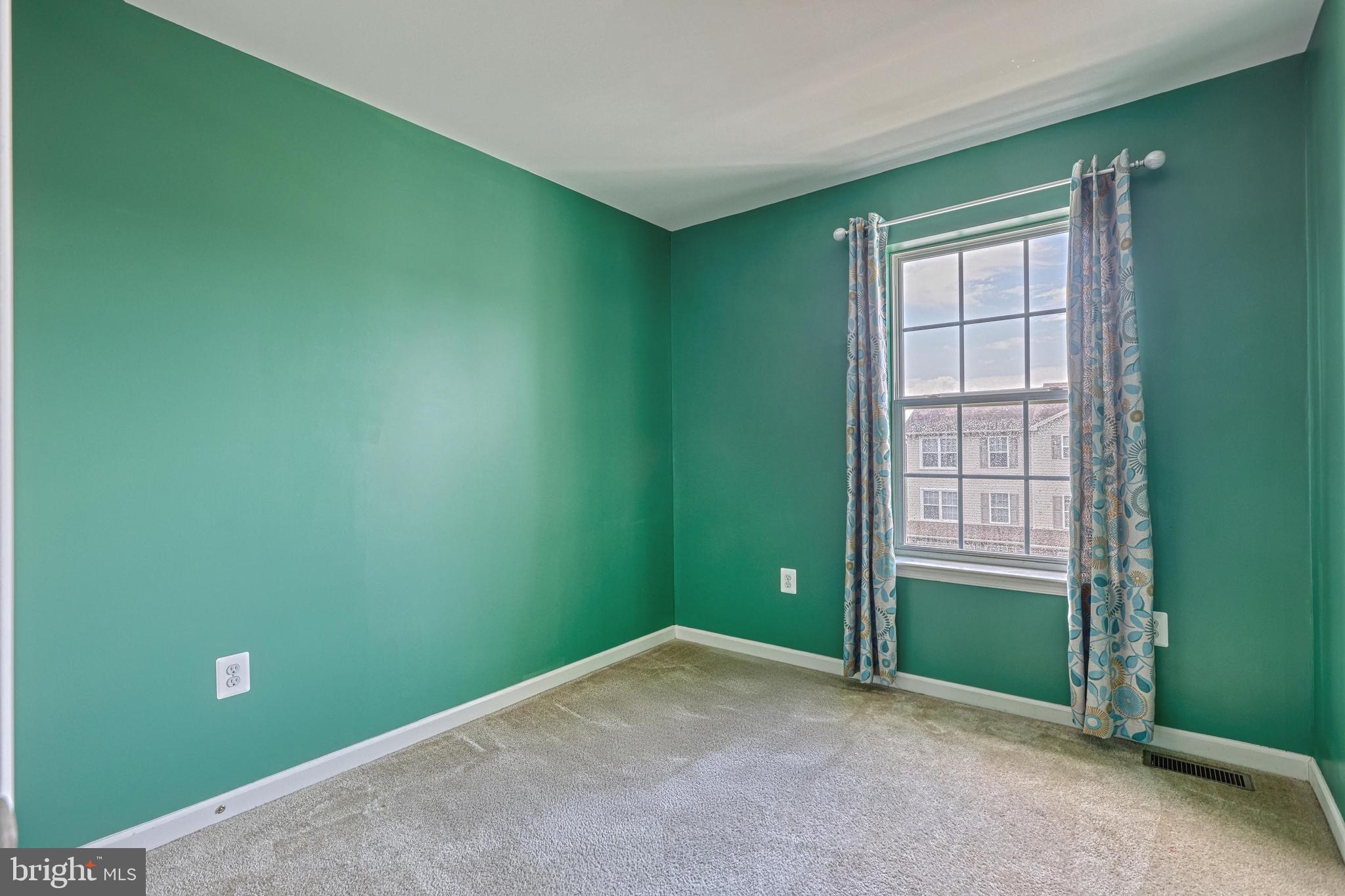 MOUNTAIN SHADOWS - Residential