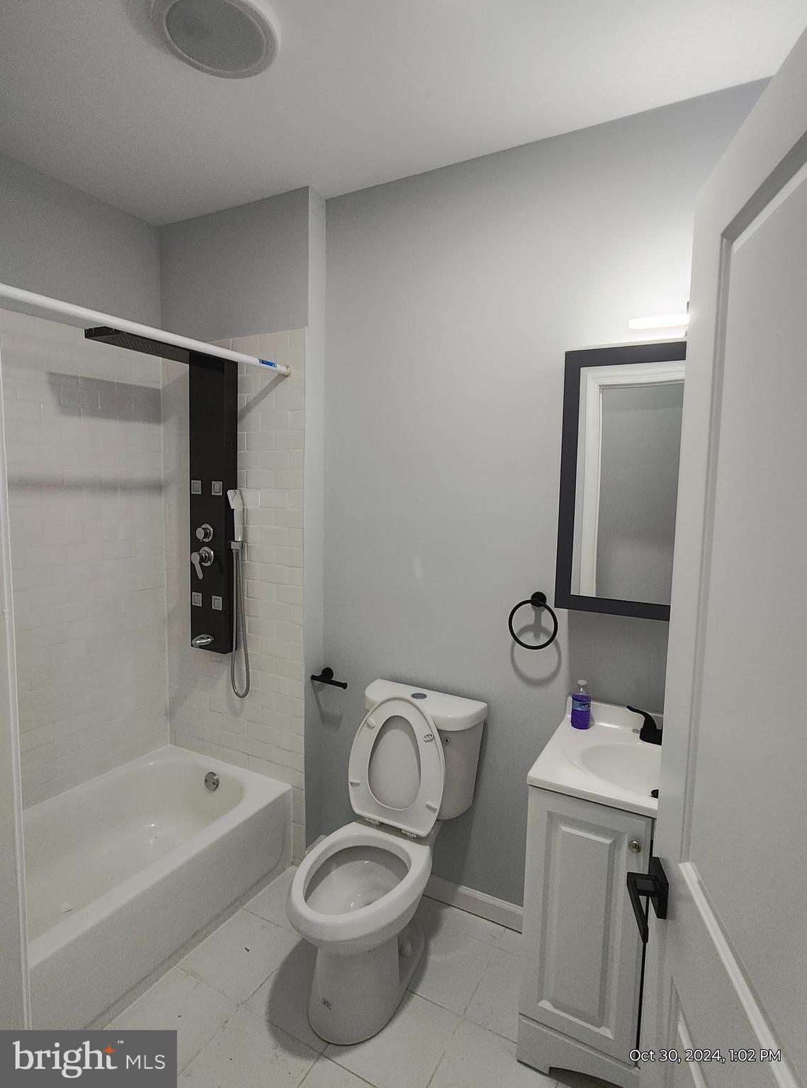 TEMPLE UNIVERSITY - Residential Lease