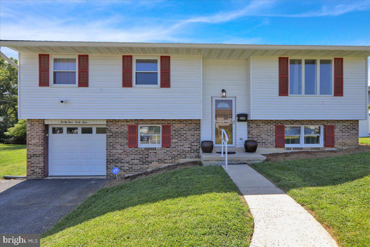 2144 MAYO DRIVE