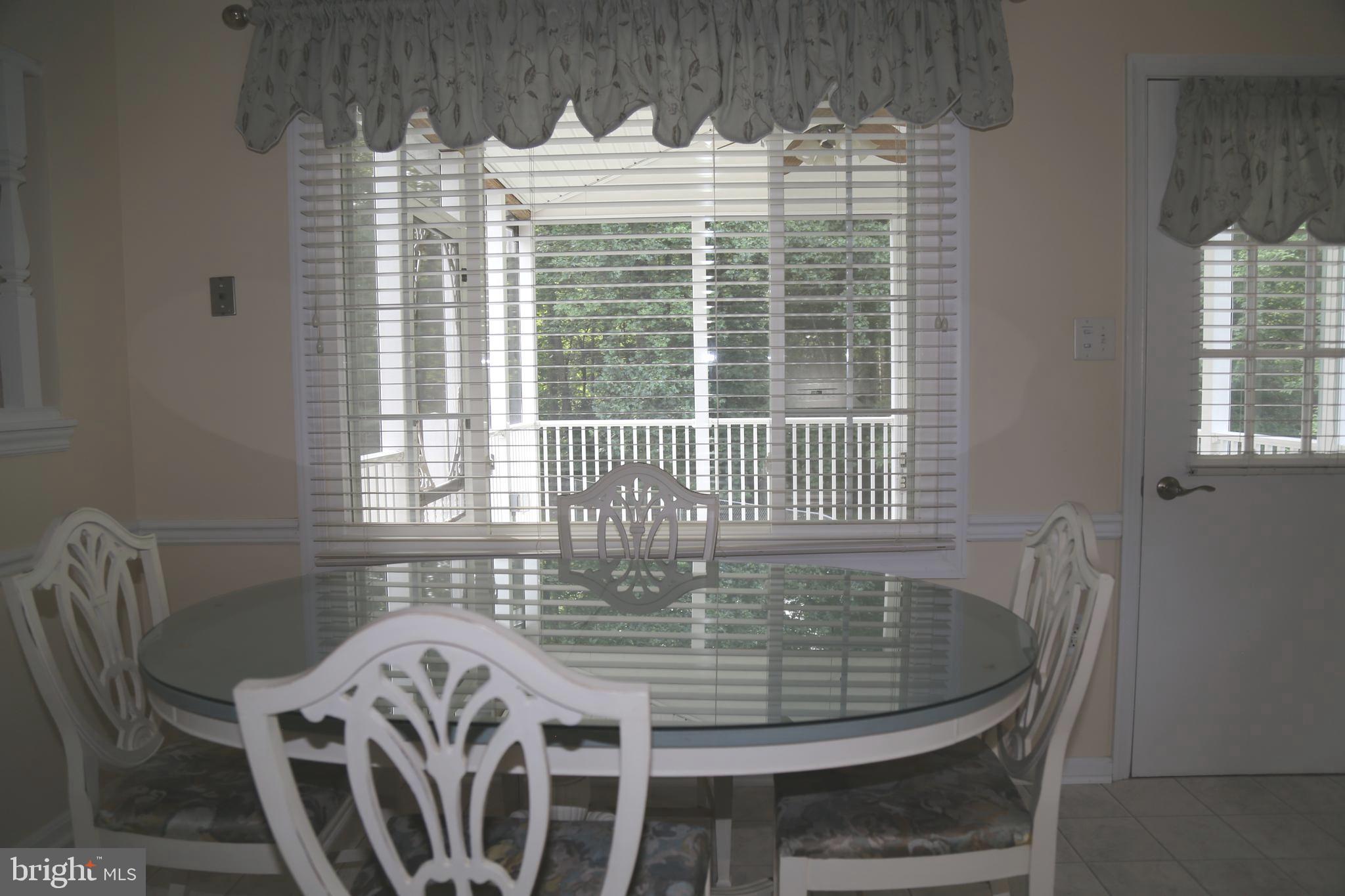 KNOLLAND - Residential