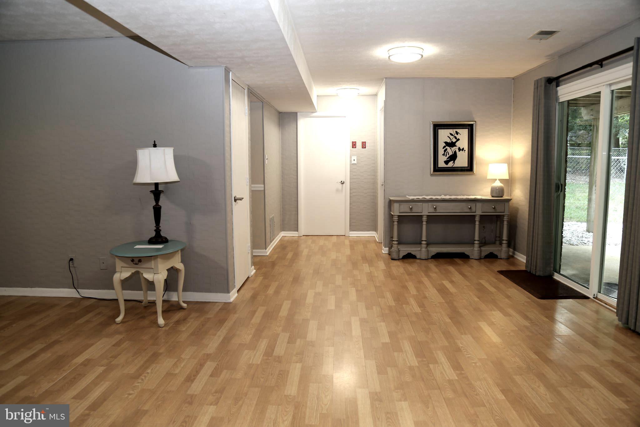 KNOLLAND - Residential