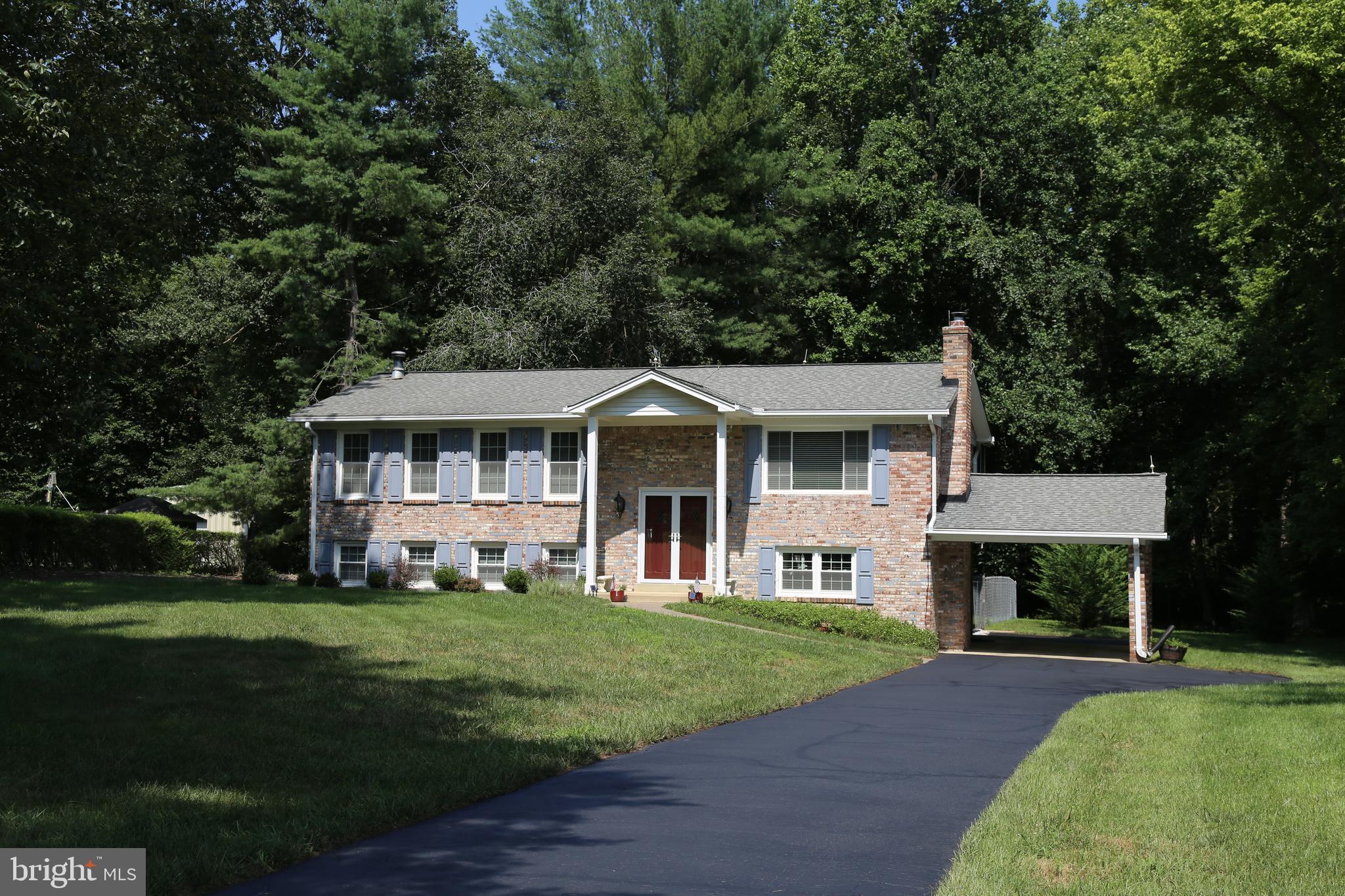 KNOLLAND - Residential