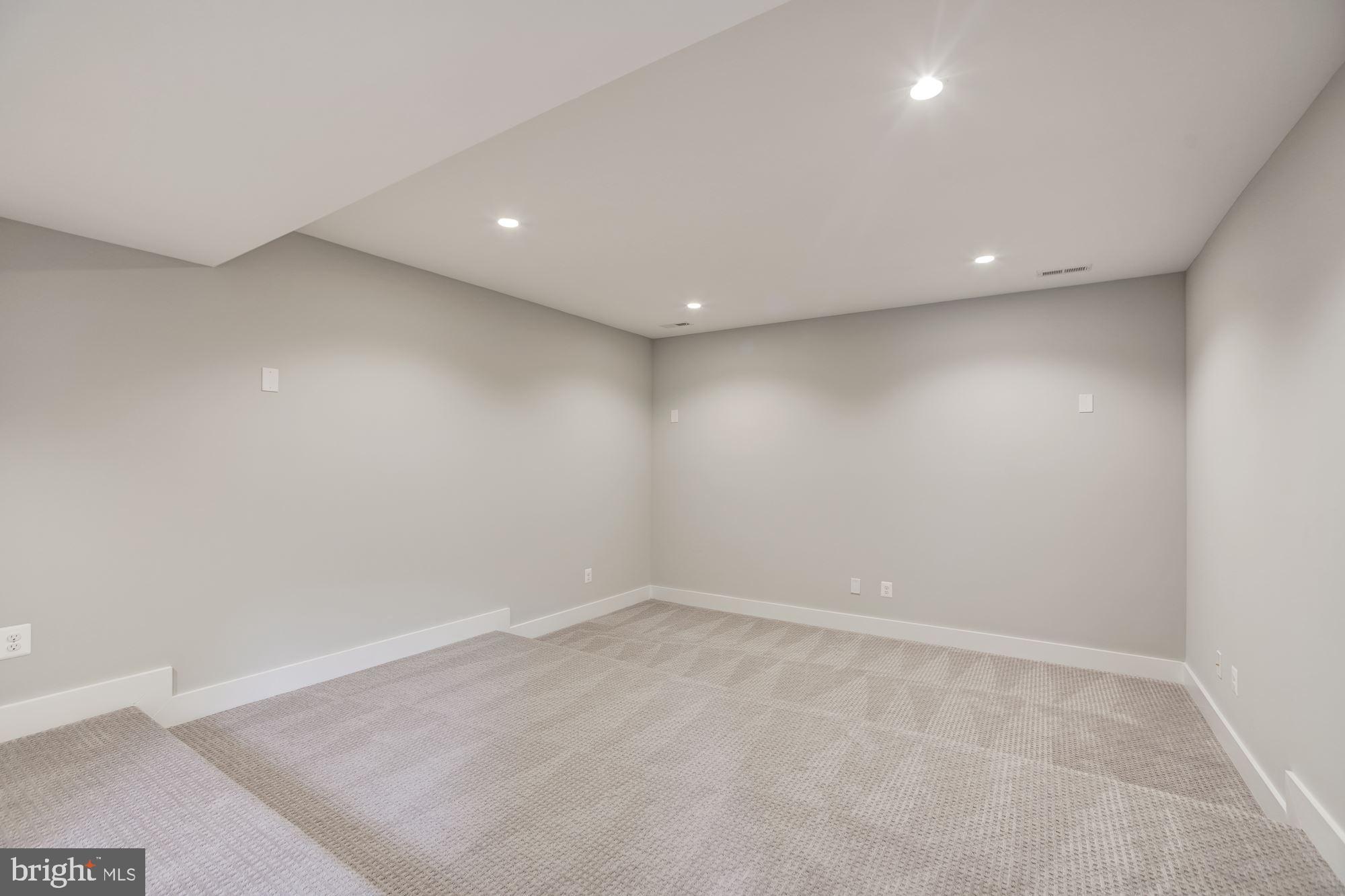 BROOKEVILLE ESTATES - Residential