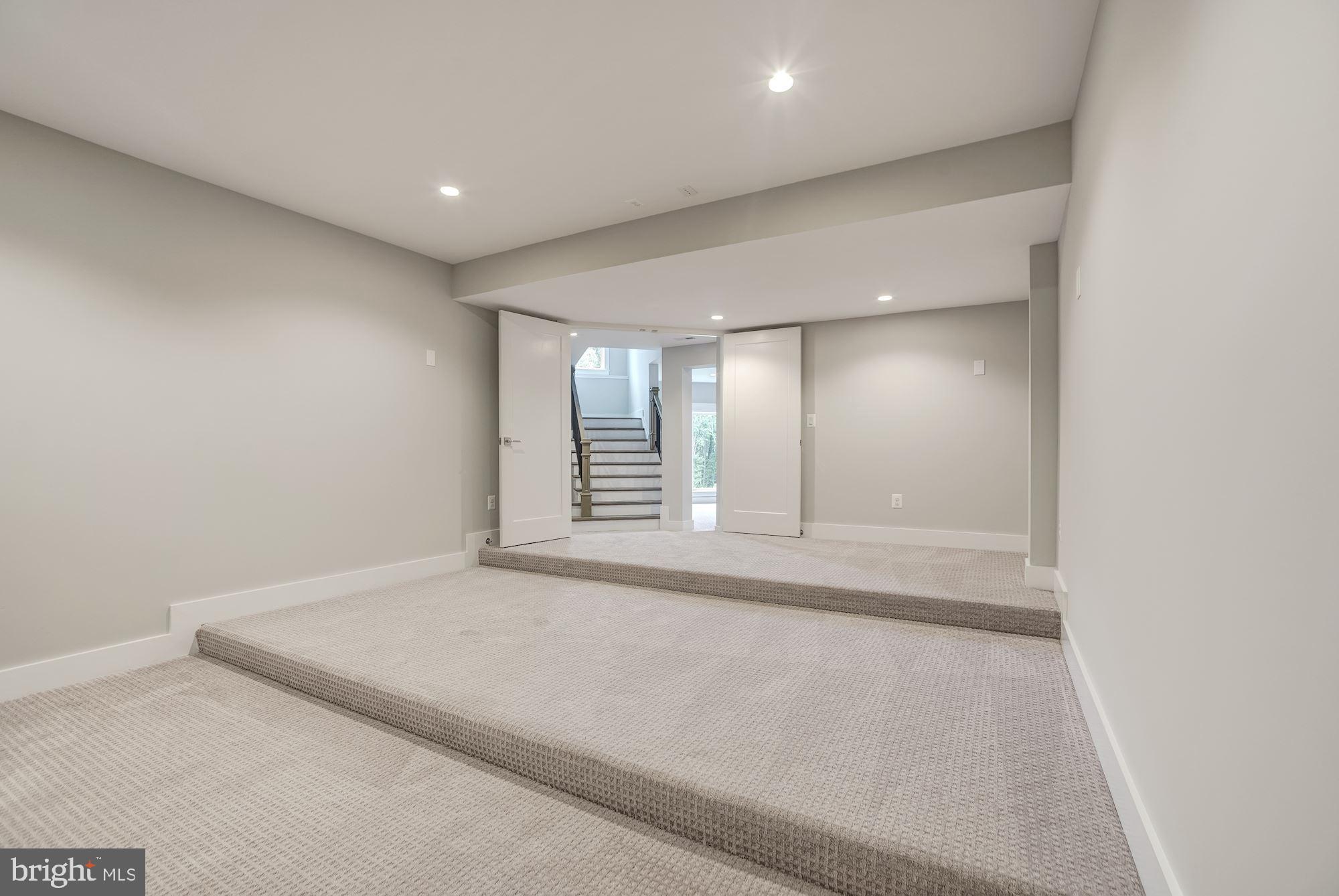 BROOKEVILLE ESTATES - Residential