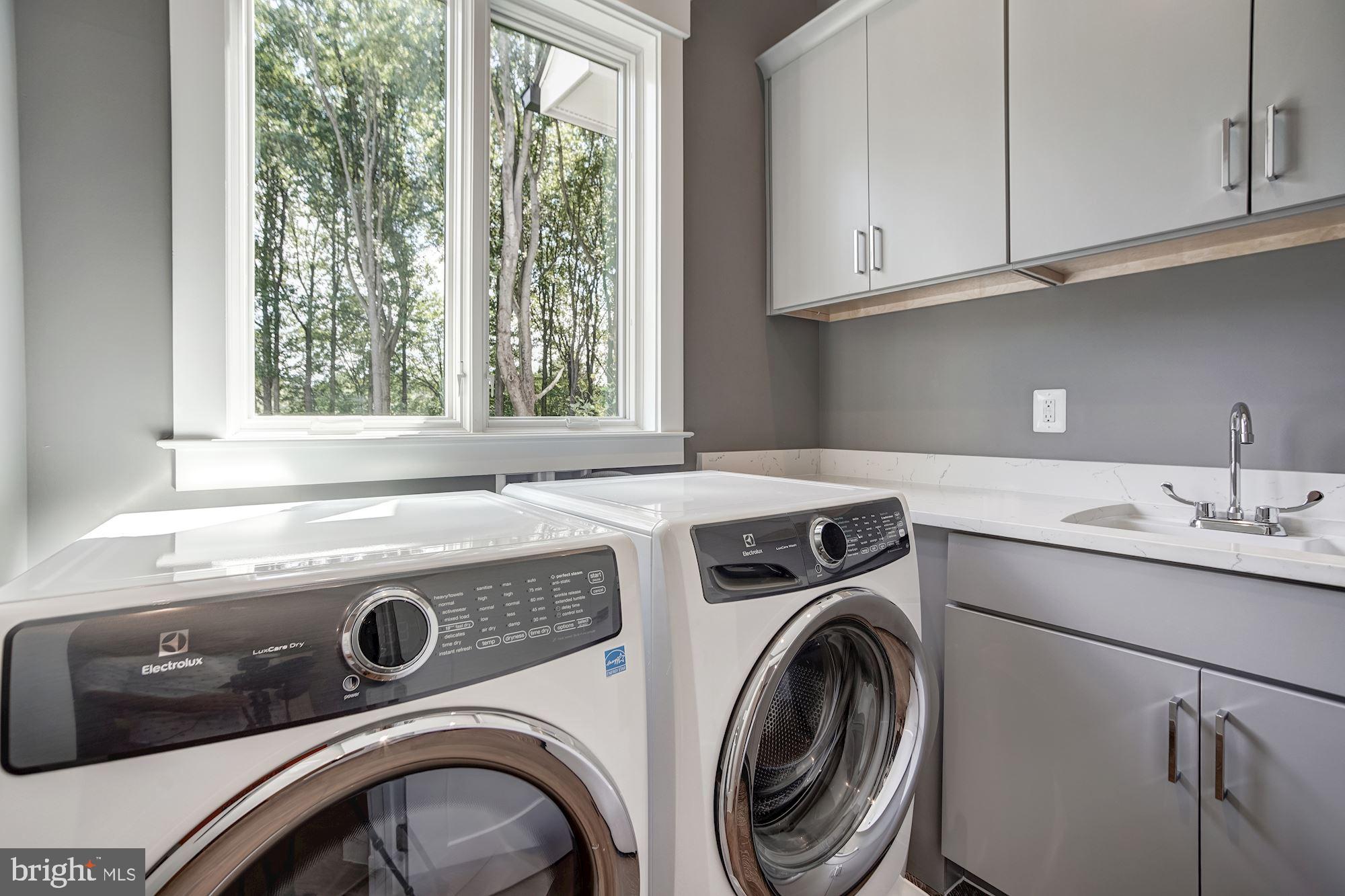 BROOKEVILLE ESTATES - Residential