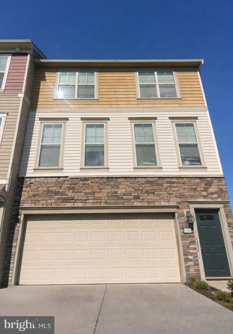 180 ROYAL COURT WARRENTON VA 20186