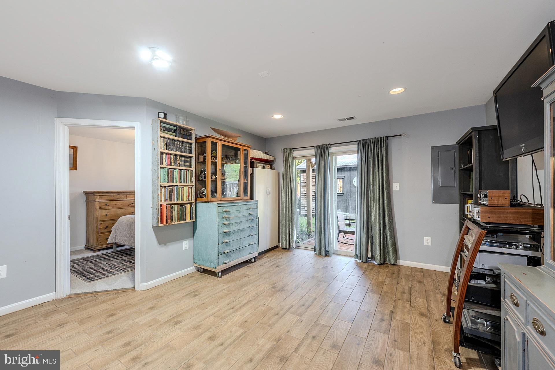 KINGS GATE SUBD - Residential