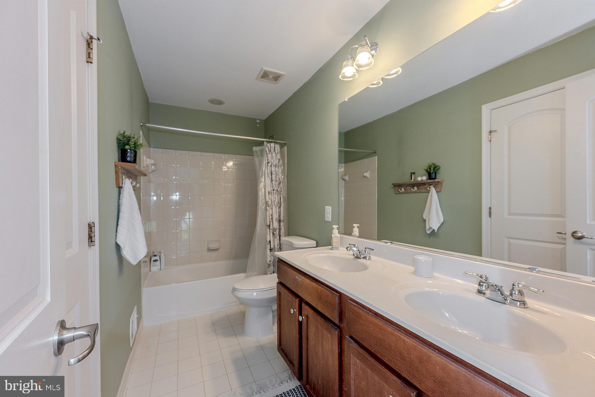 KINGS GATE SUBD - Residential