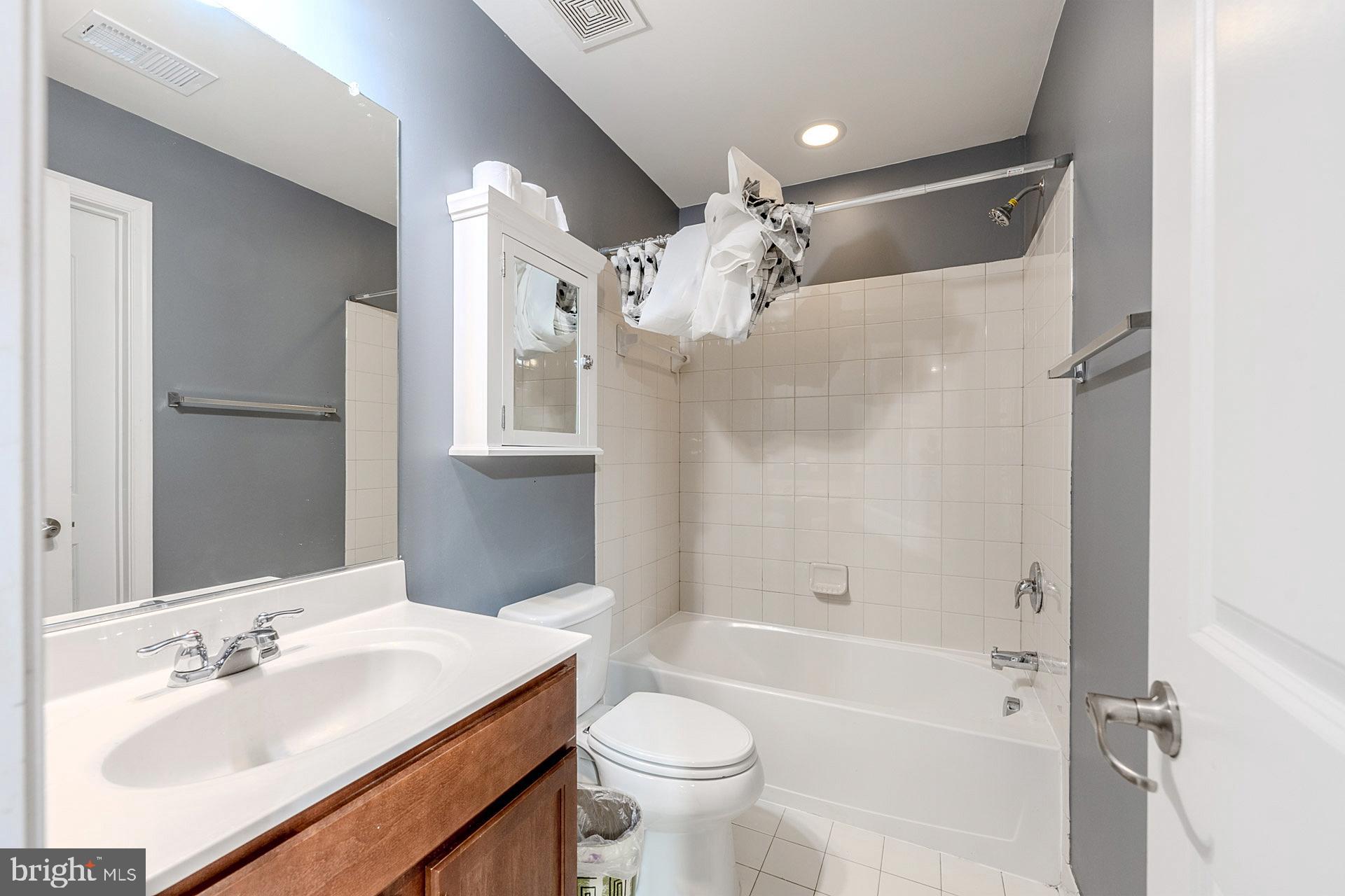 KINGS GATE SUBD - Residential