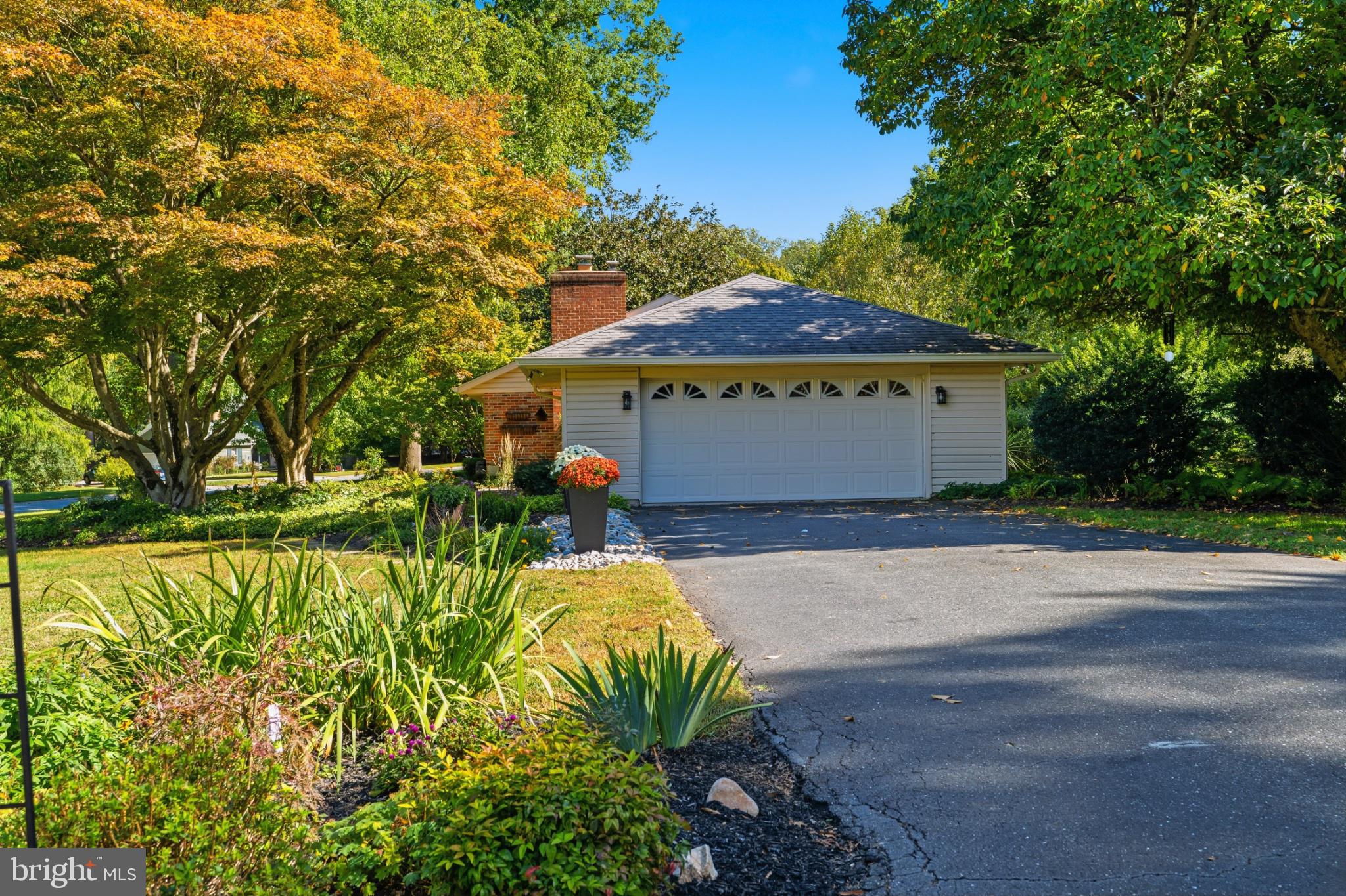 4301 CONIFER COURT