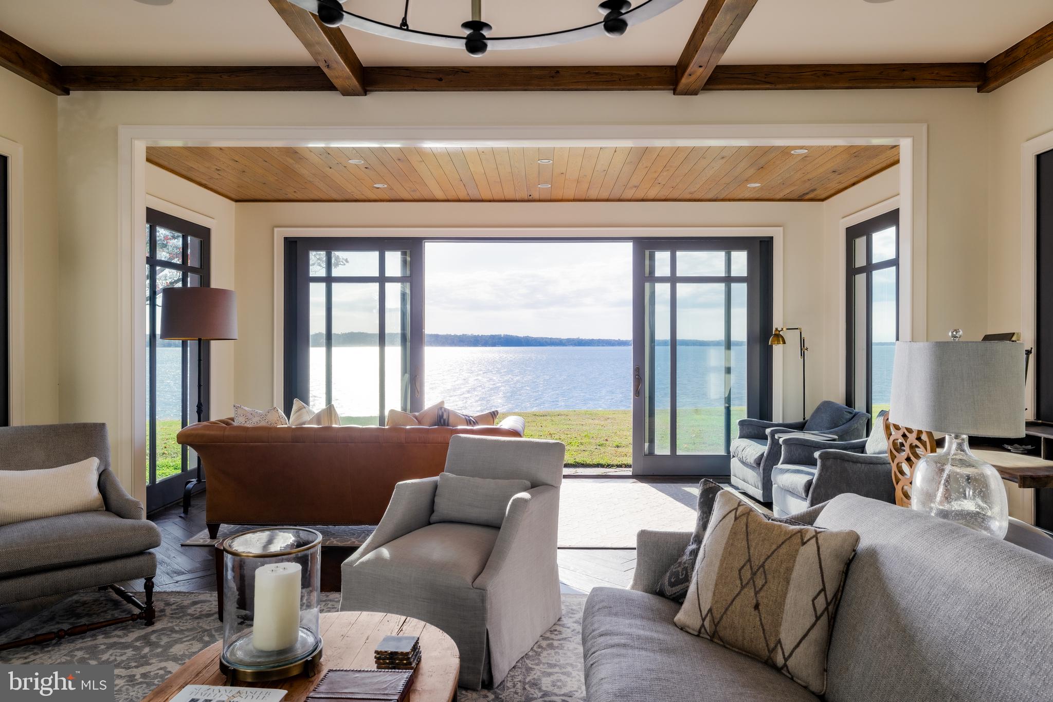 GIBSON ISLAND - Residential