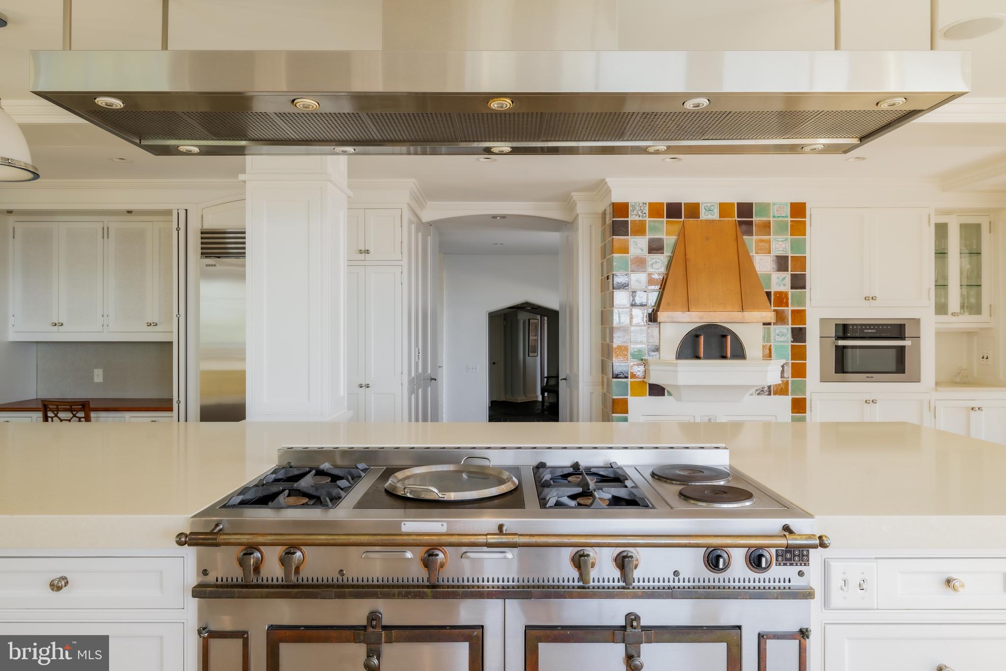 GIBSON ISLAND - Residential