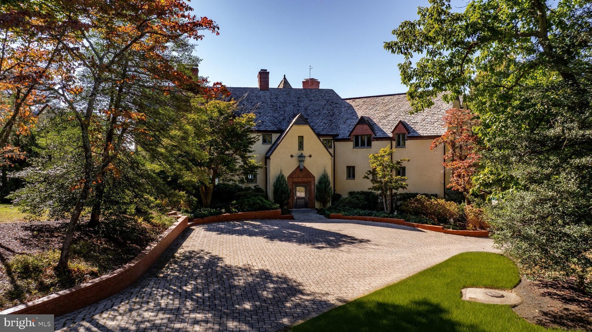 GIBSON ISLAND - Residential