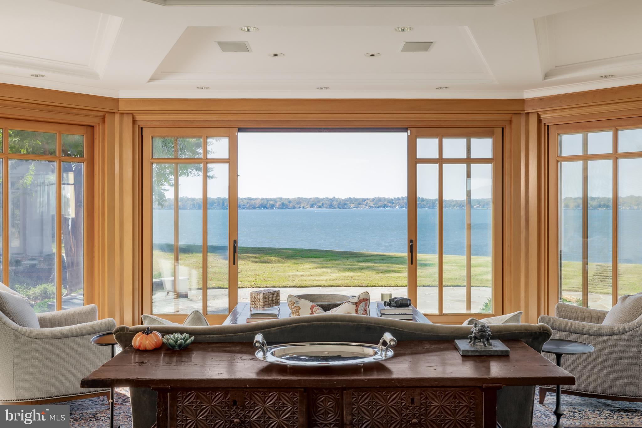 GIBSON ISLAND - Residential