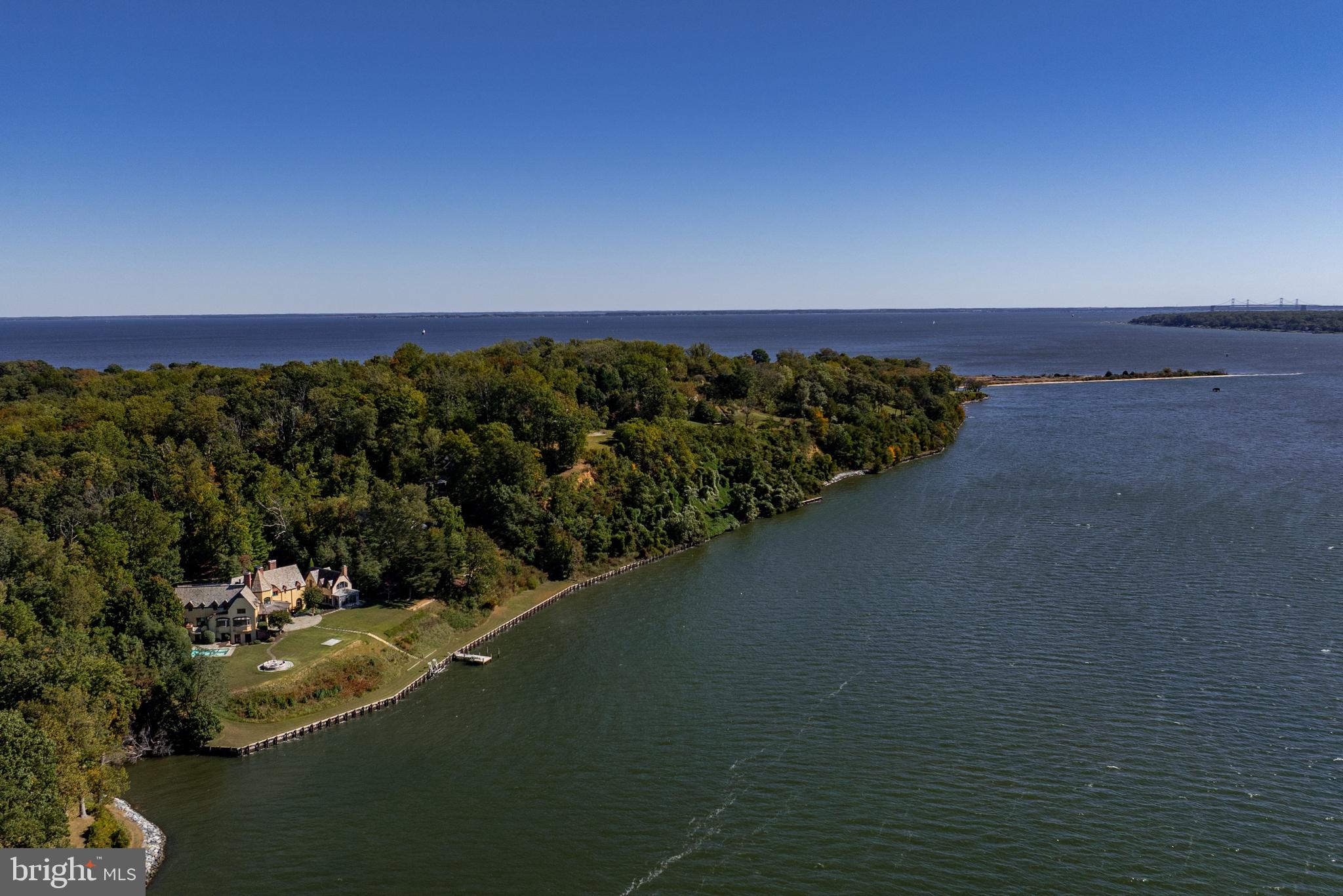 GIBSON ISLAND - Residential