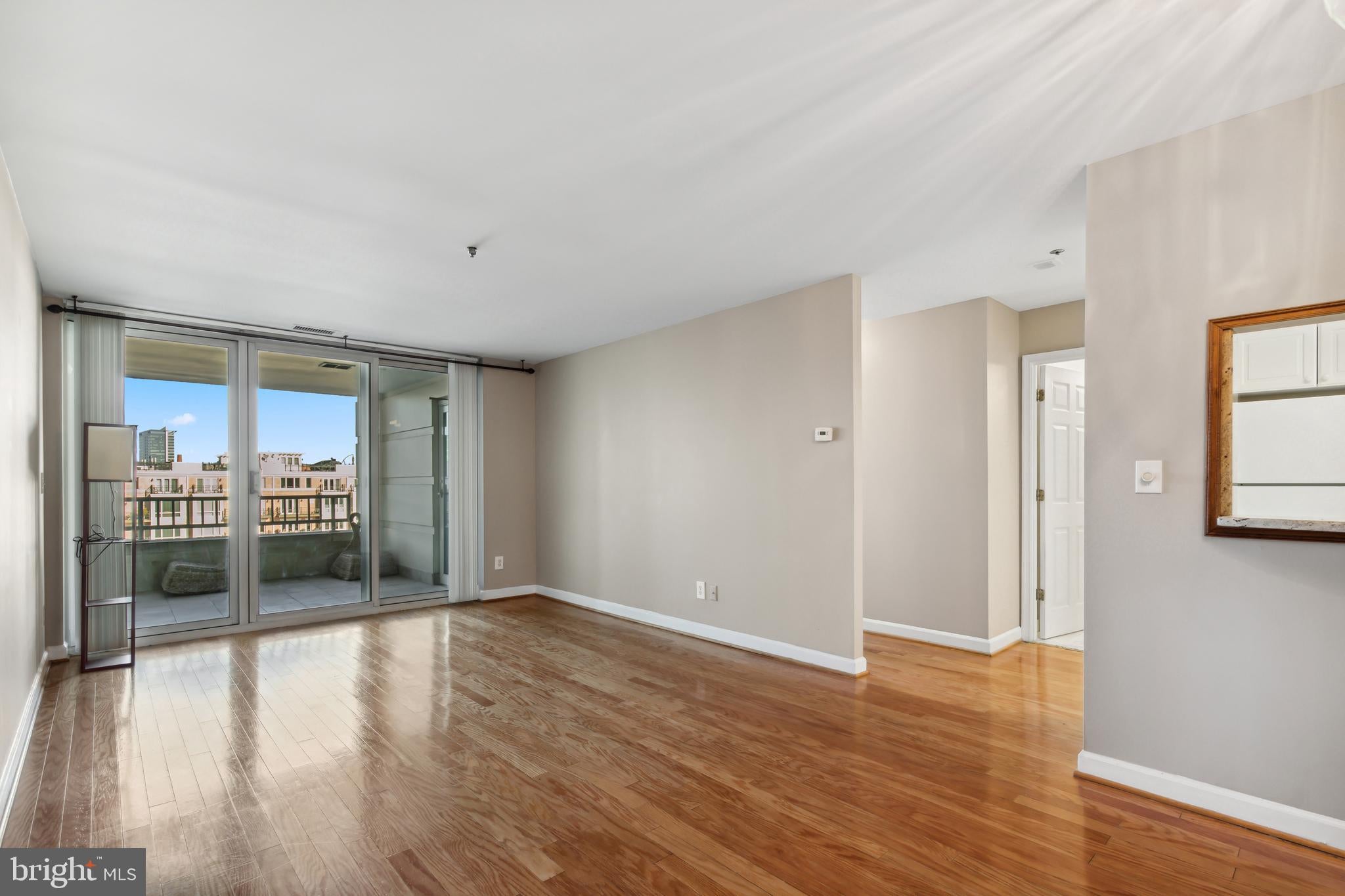 100 HARBORVIEW DRIVE 307