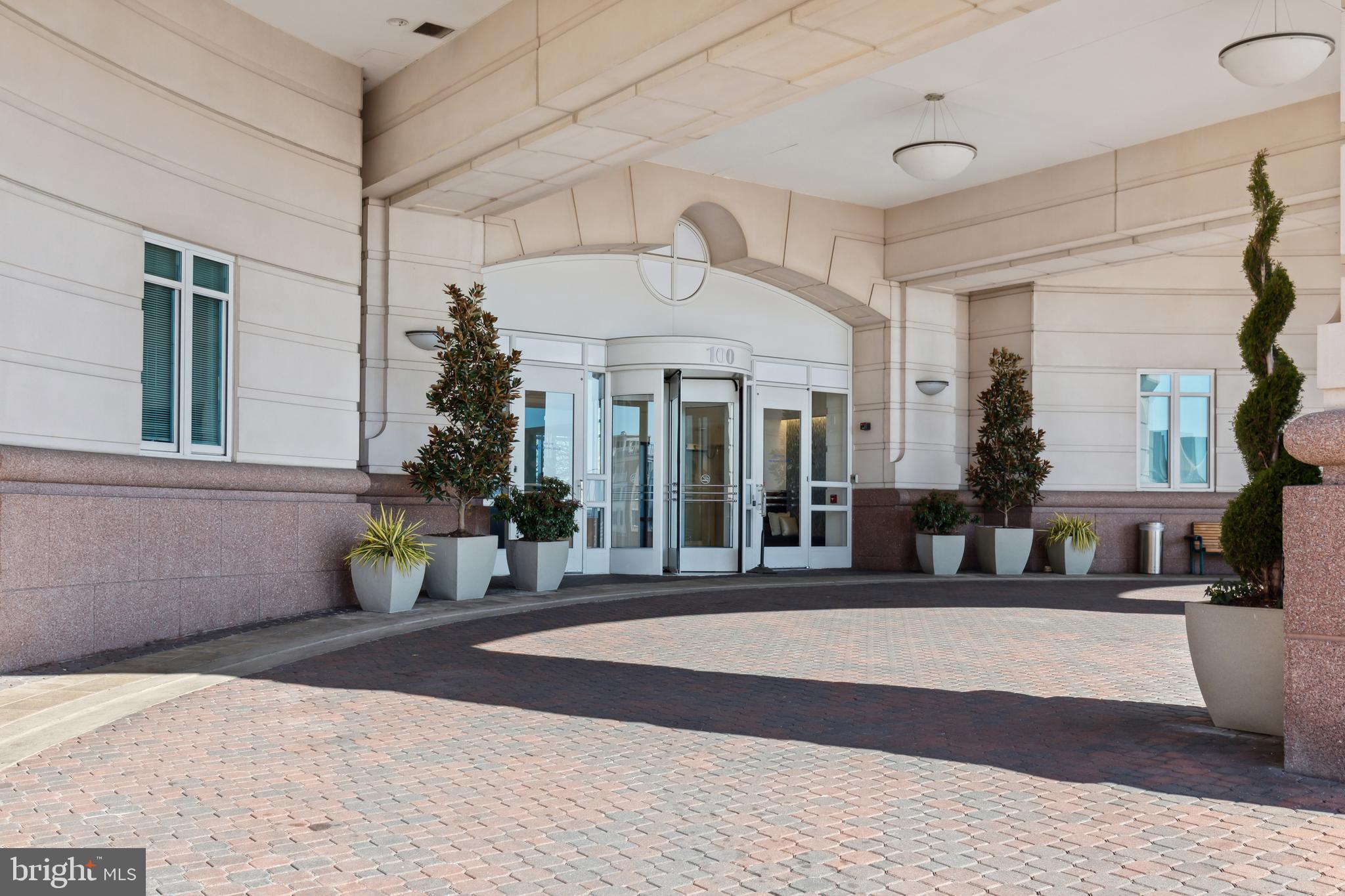 100 HARBORVIEW DRIVE 307
