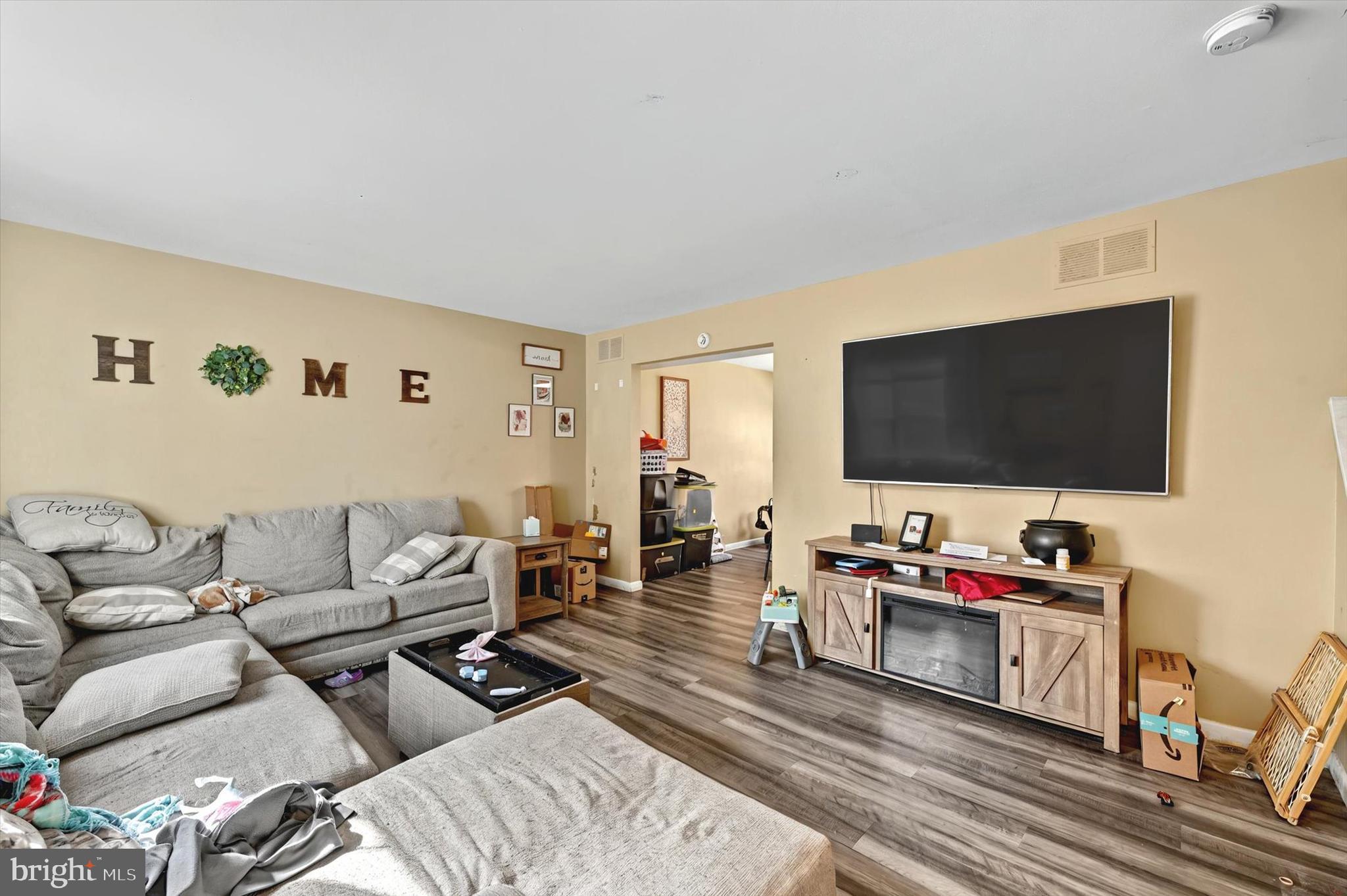 9220 WOODCREEK COURT