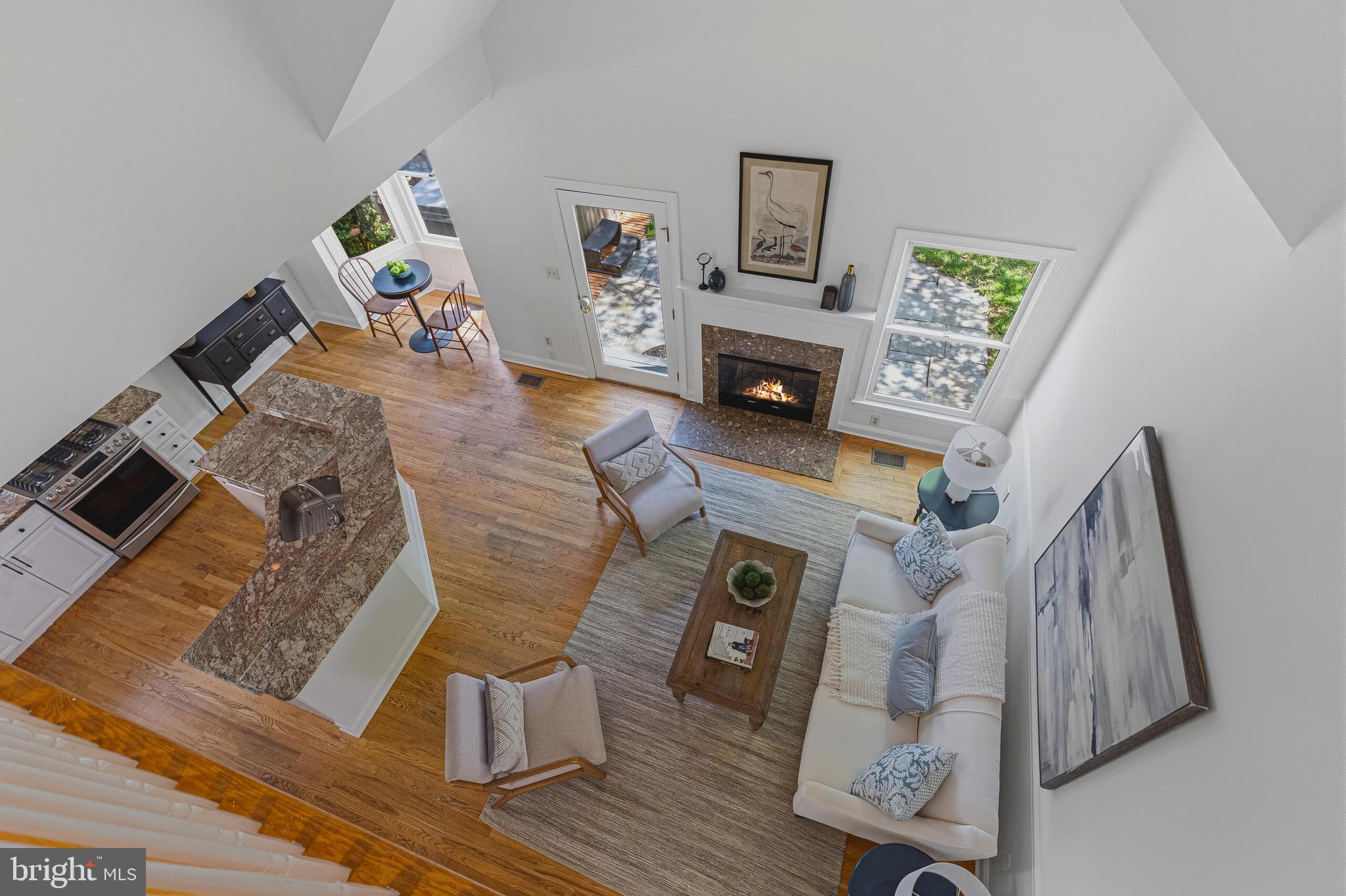 WARREN HILL - Residential