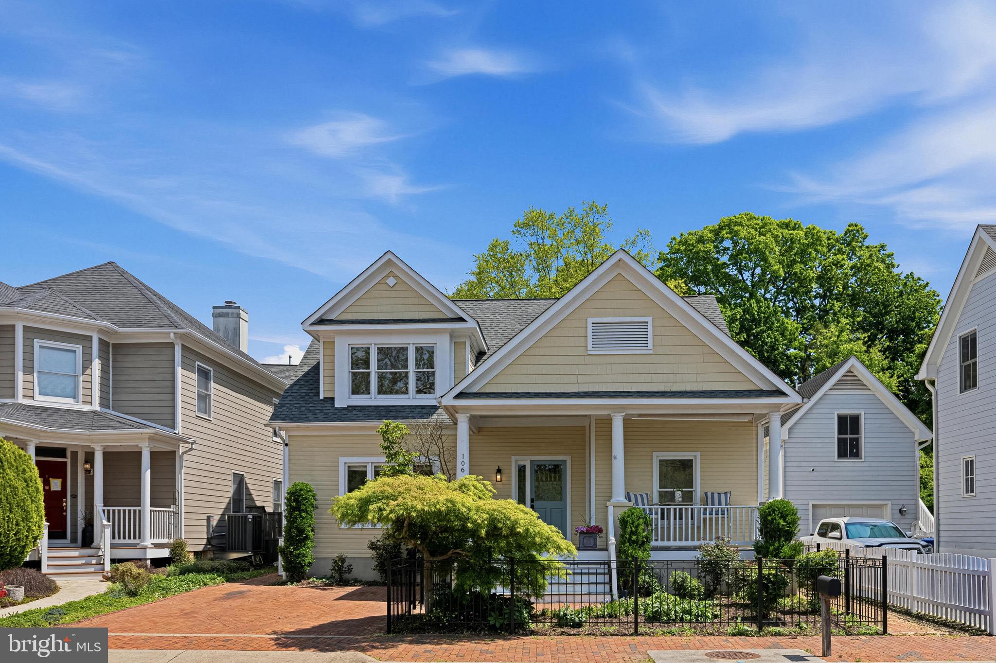 WARREN HILL - Residential