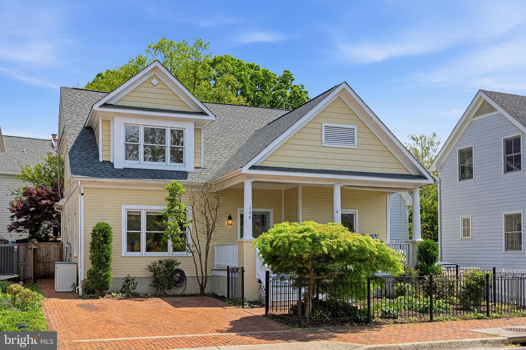 WARREN HILL - Residential