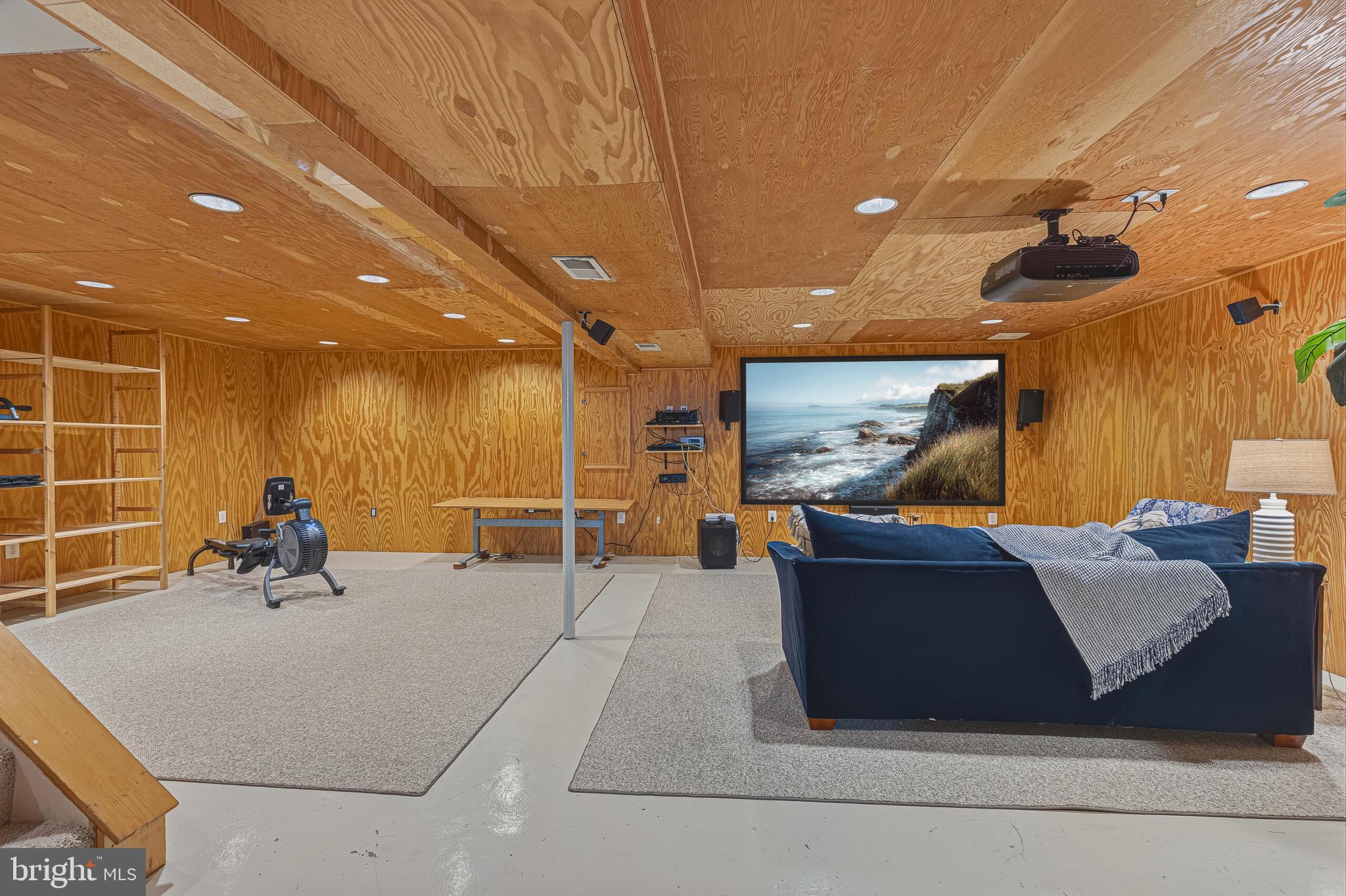 WARREN HILL - Residential