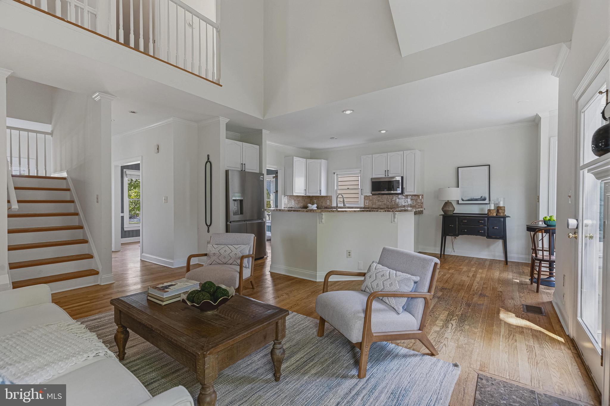 WARREN HILL - Residential