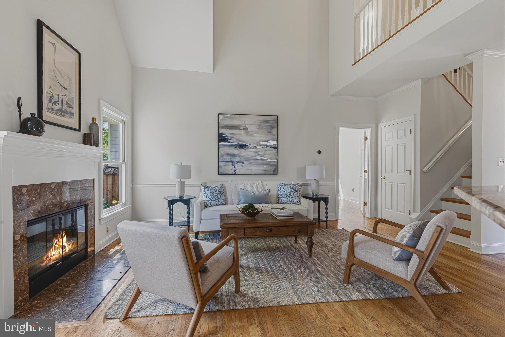 WARREN HILL - Residential