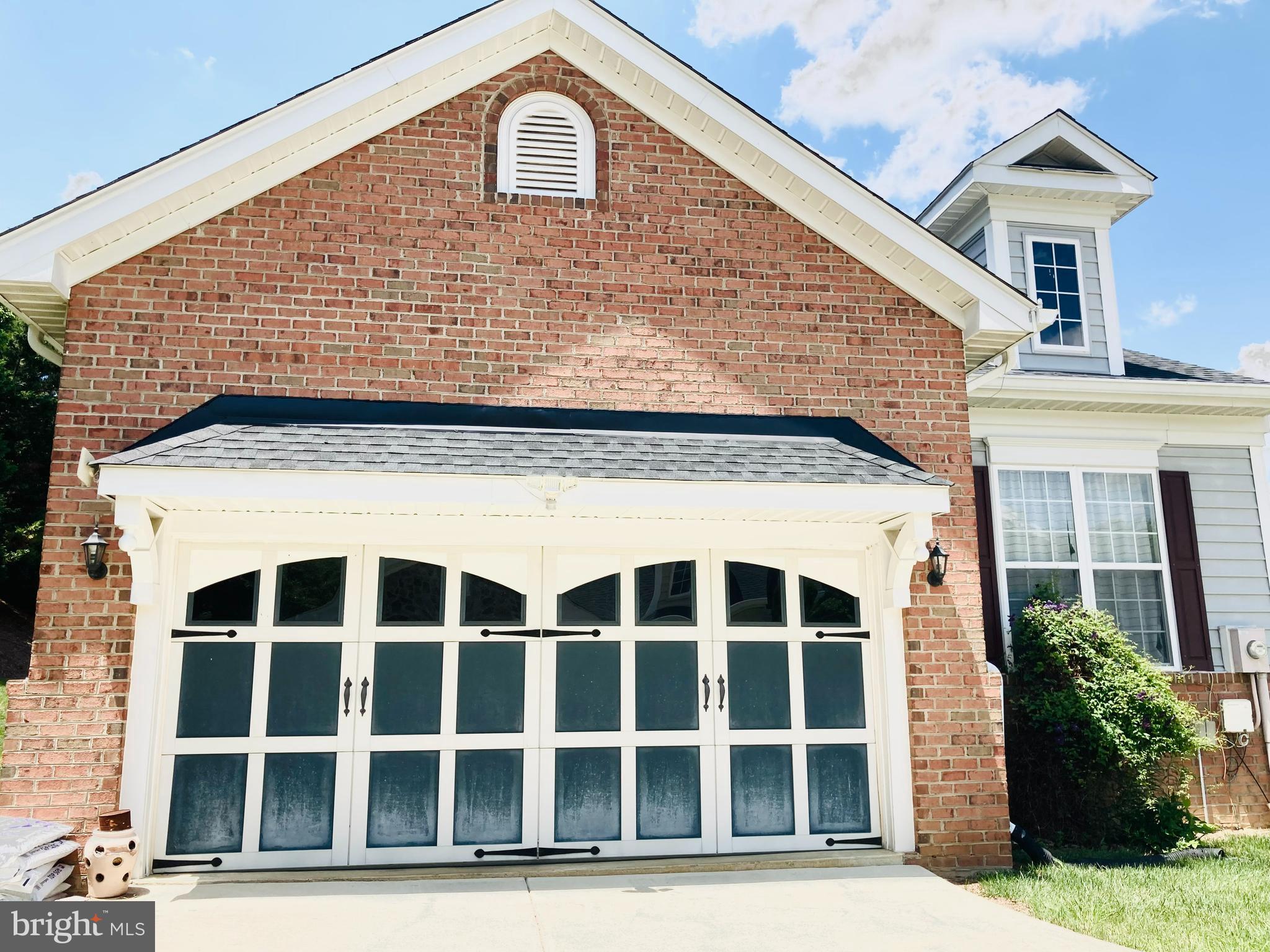 HAWTHORNE GREENE - Residential