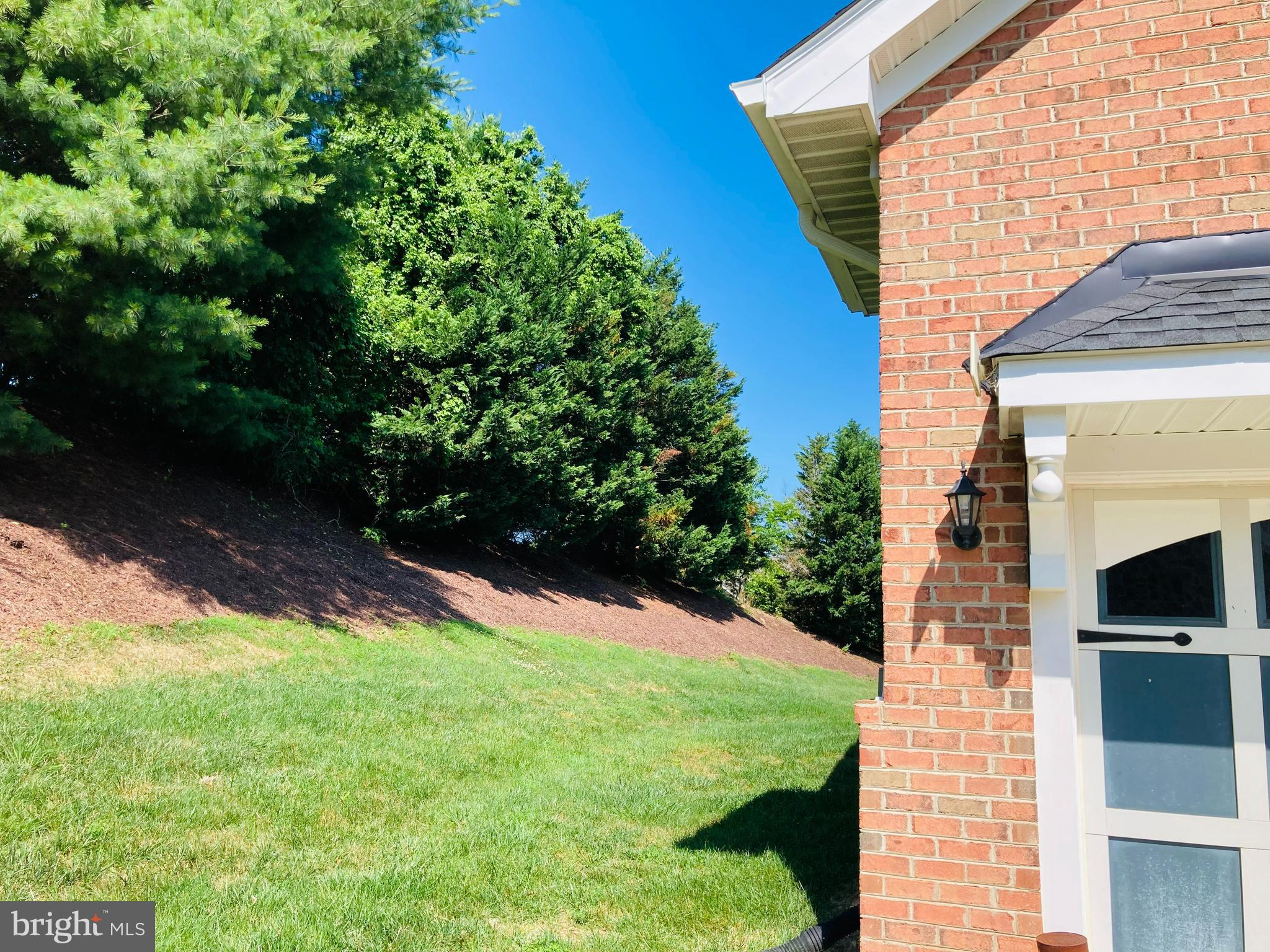 HAWTHORNE GREENE - Residential