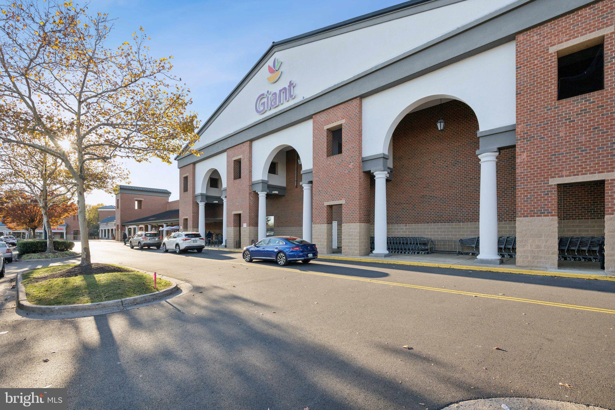 LAKELANDS - Residential