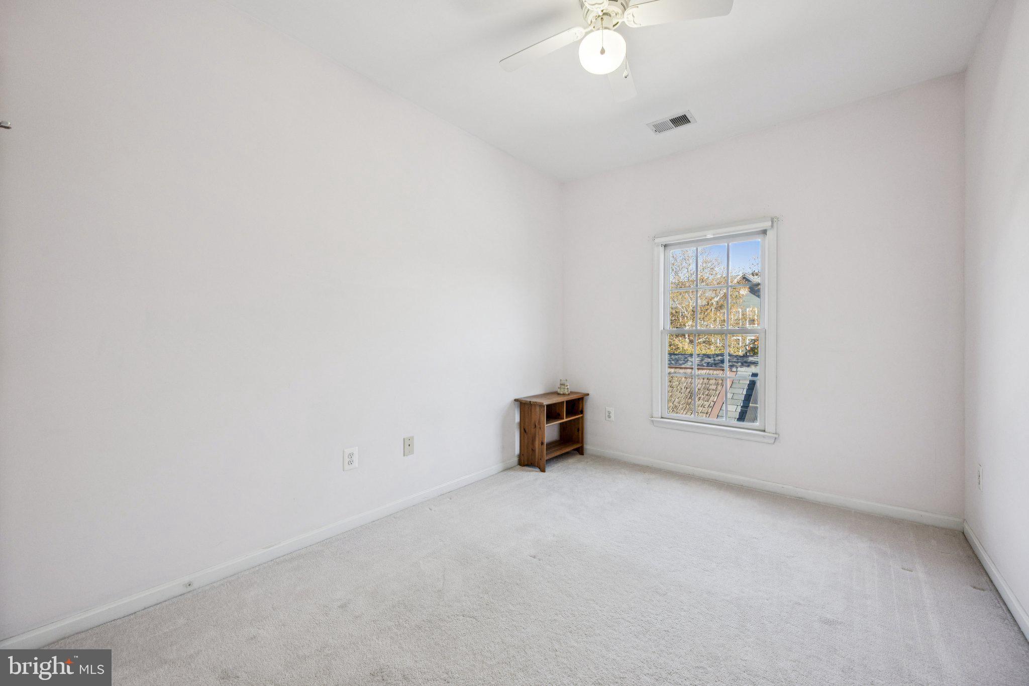 LAKELANDS - Residential