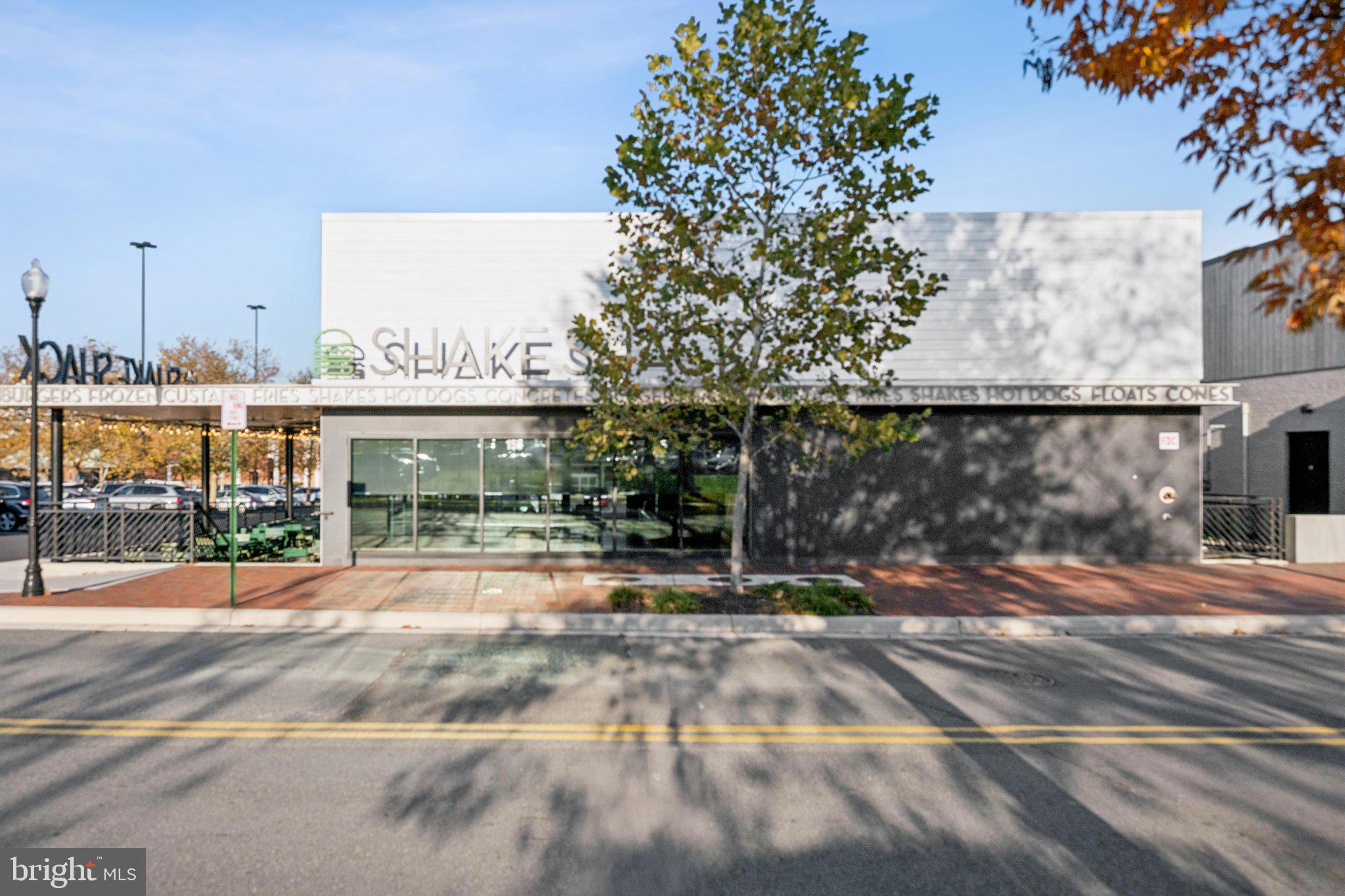 LAKELANDS - Residential