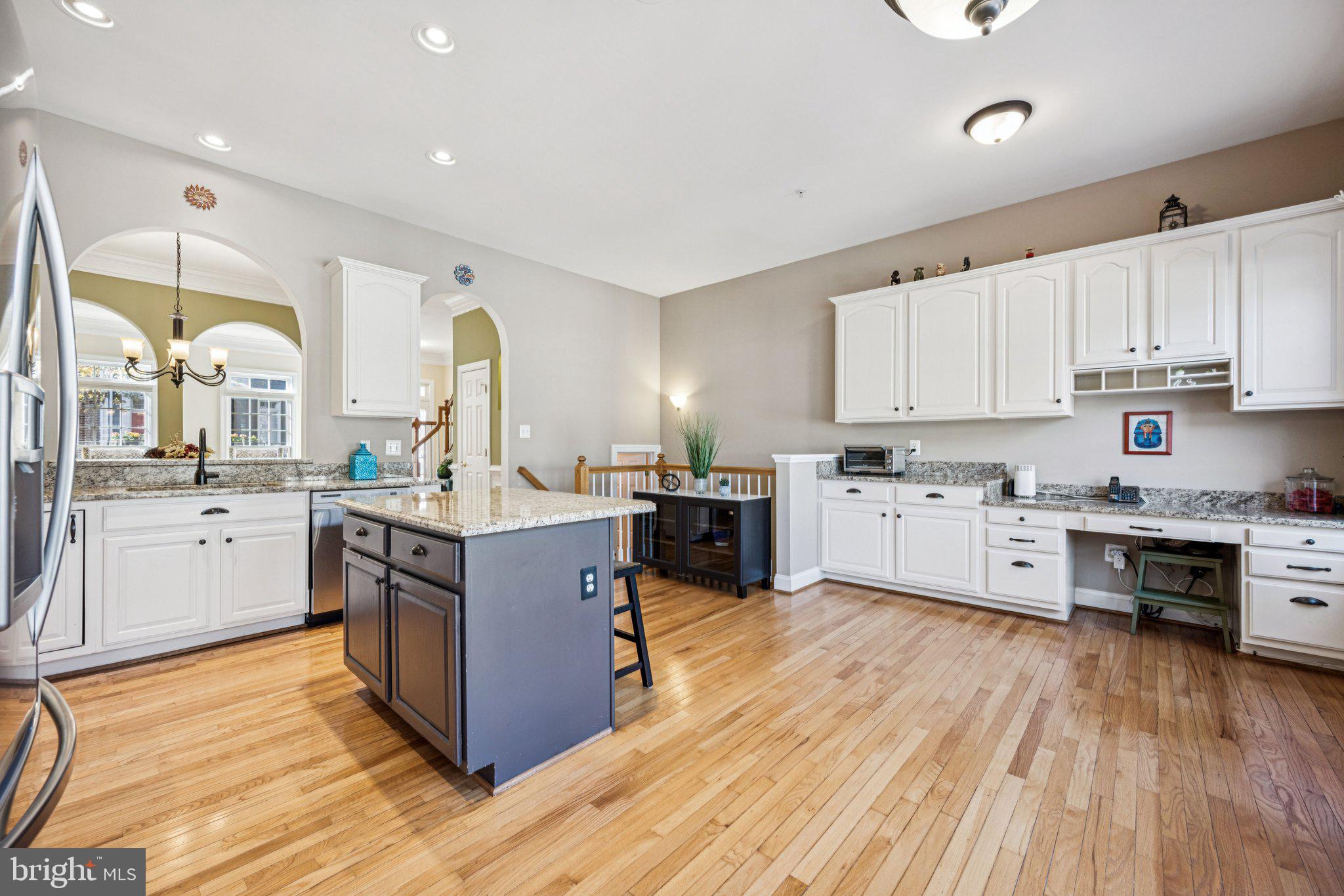 LAKELANDS - Residential